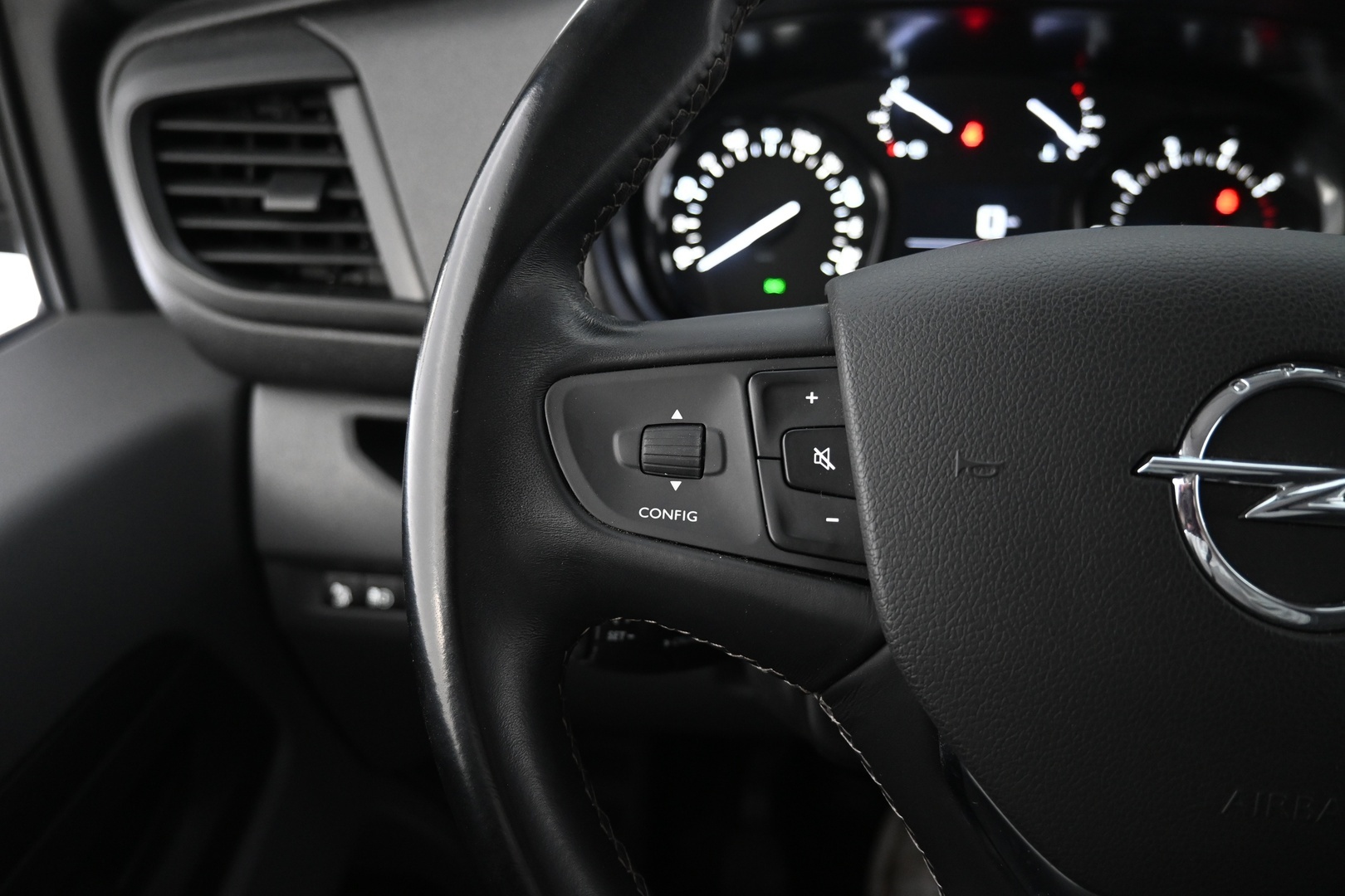 OPEL Vivaro 2021