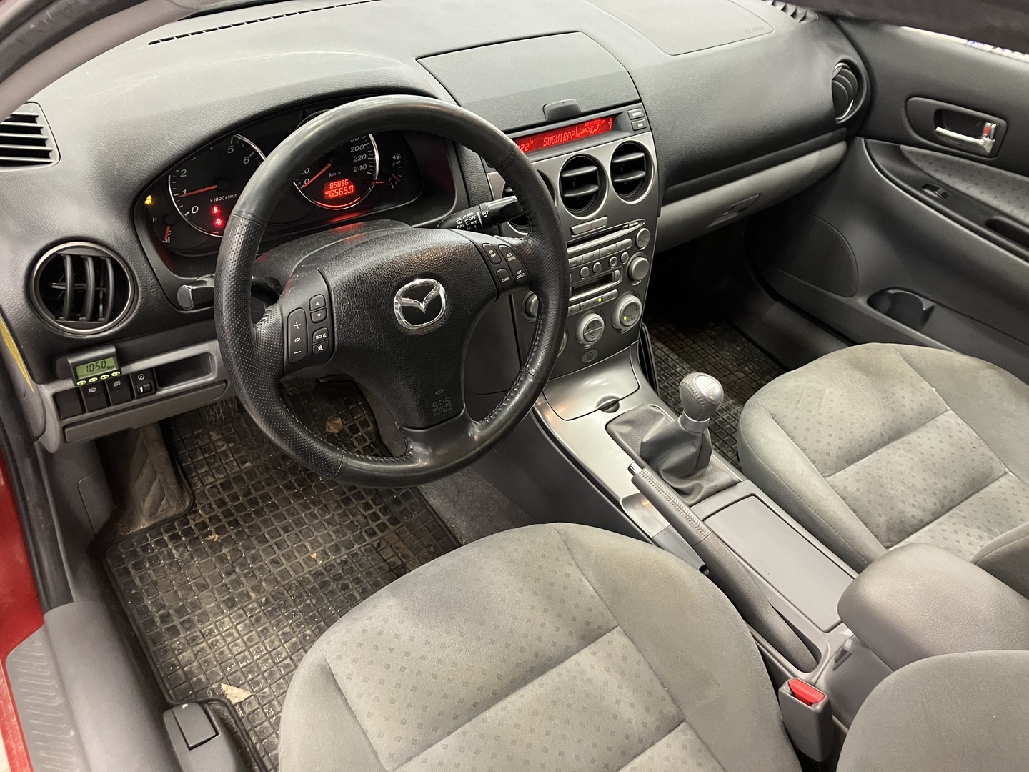 MAZDA 6 2004