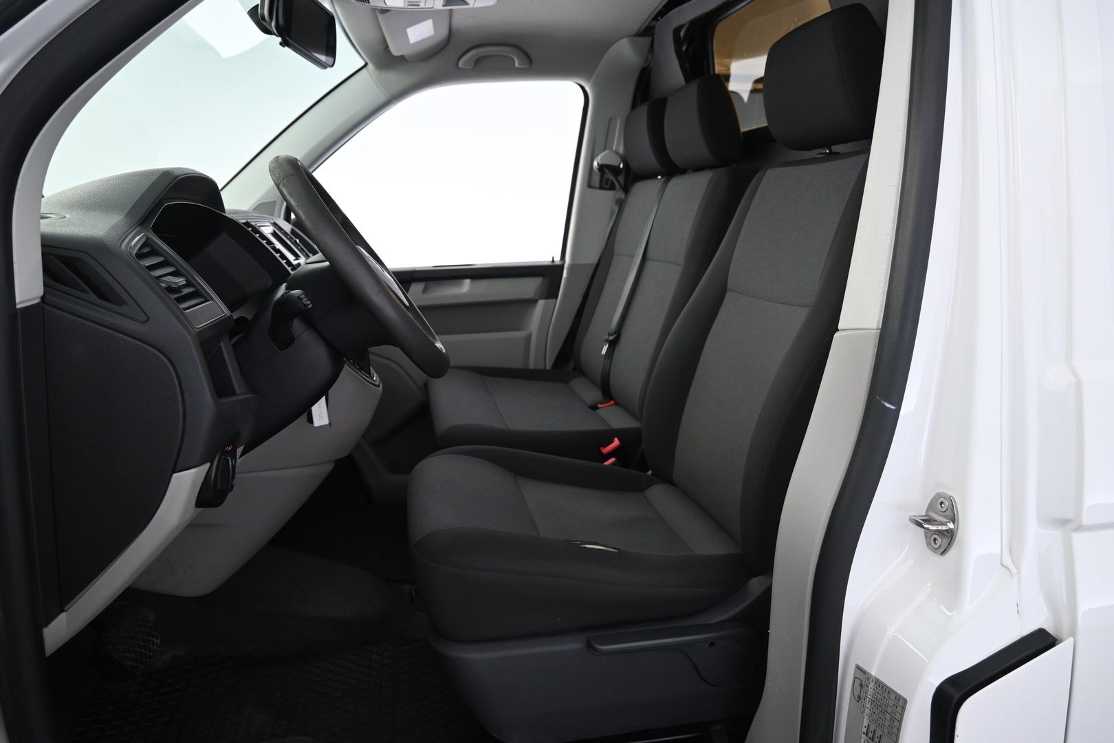 VOLKSWAGEN Transporter 2018