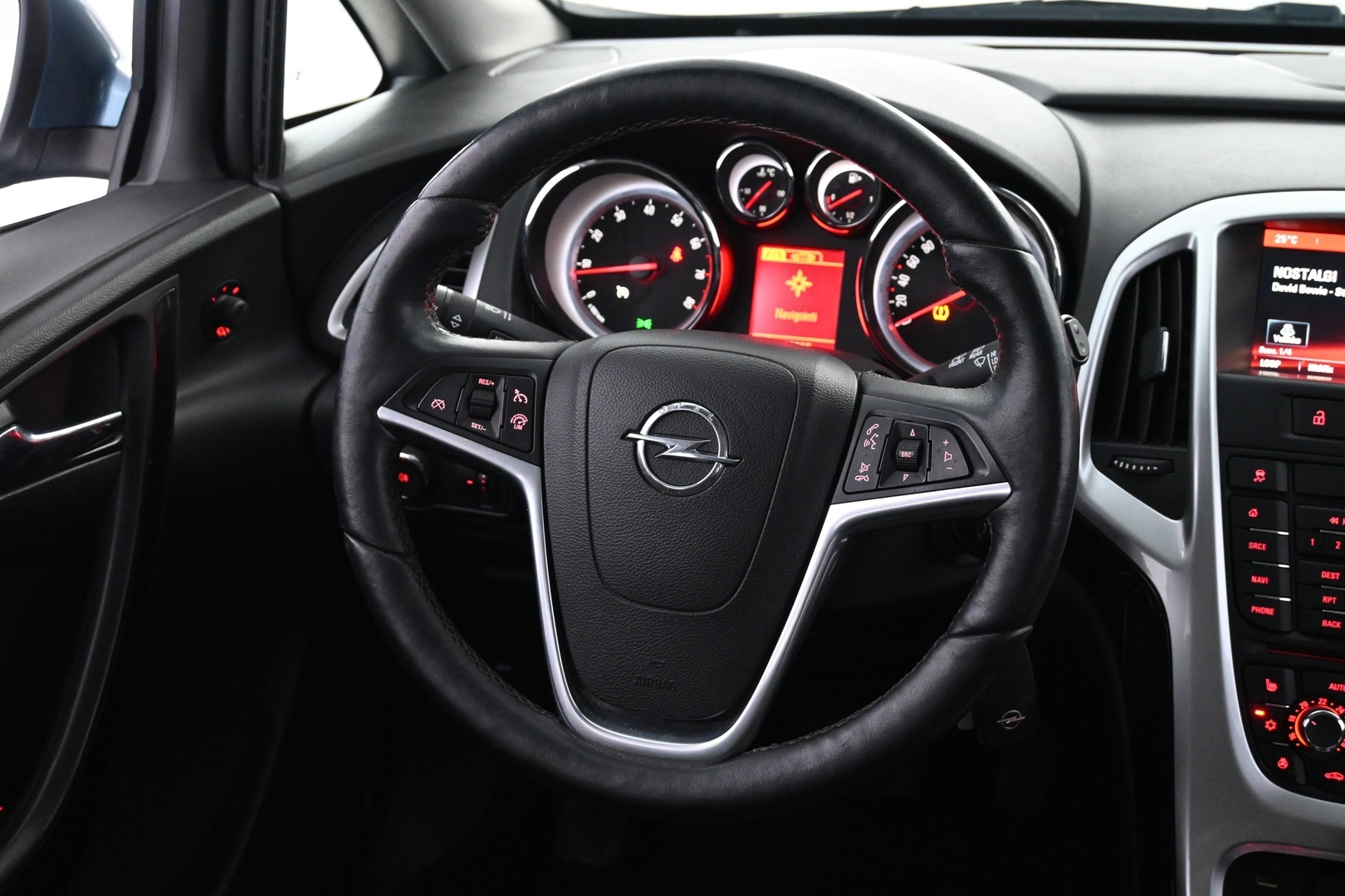 OPEL Astra 2015