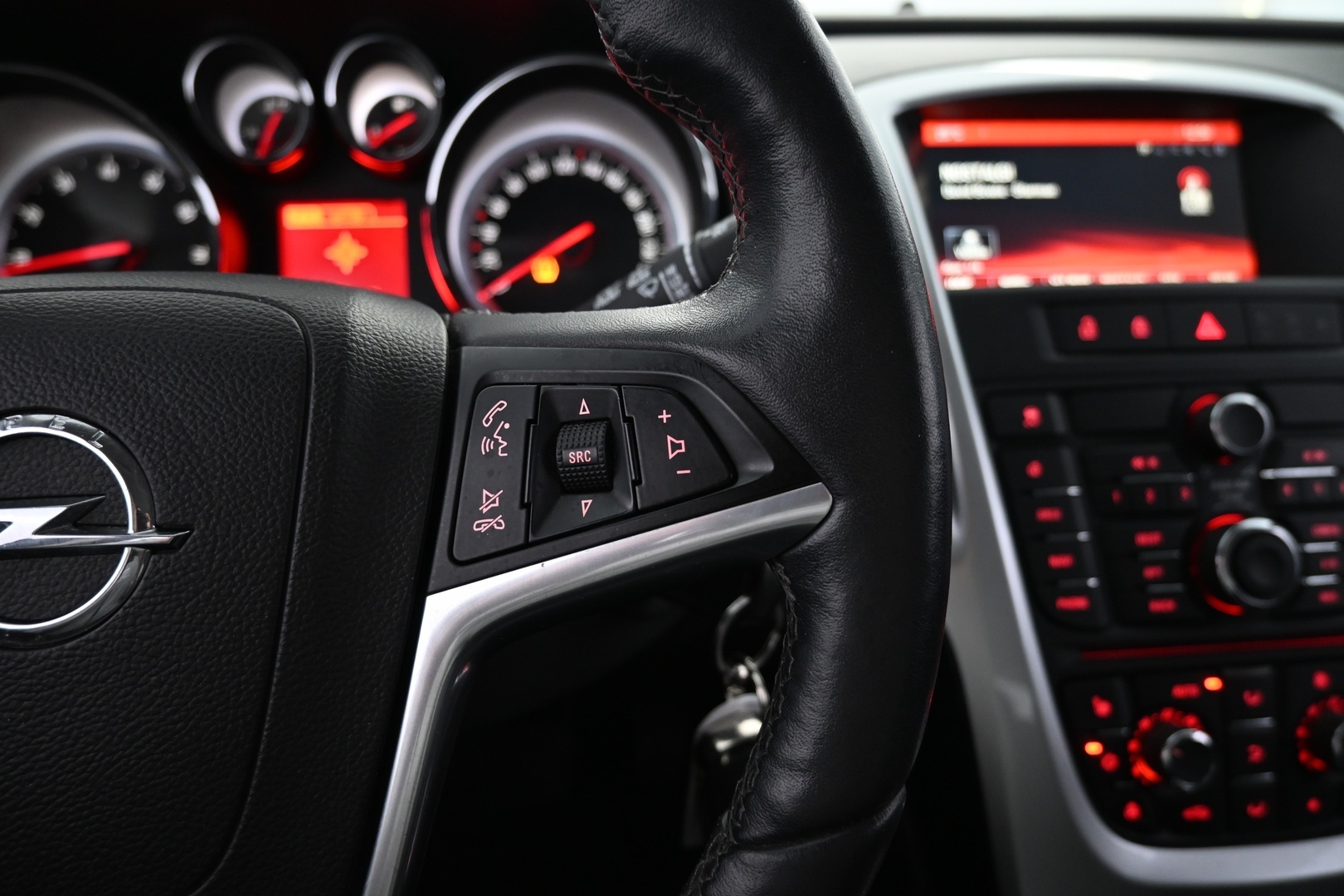 OPEL Astra 2015