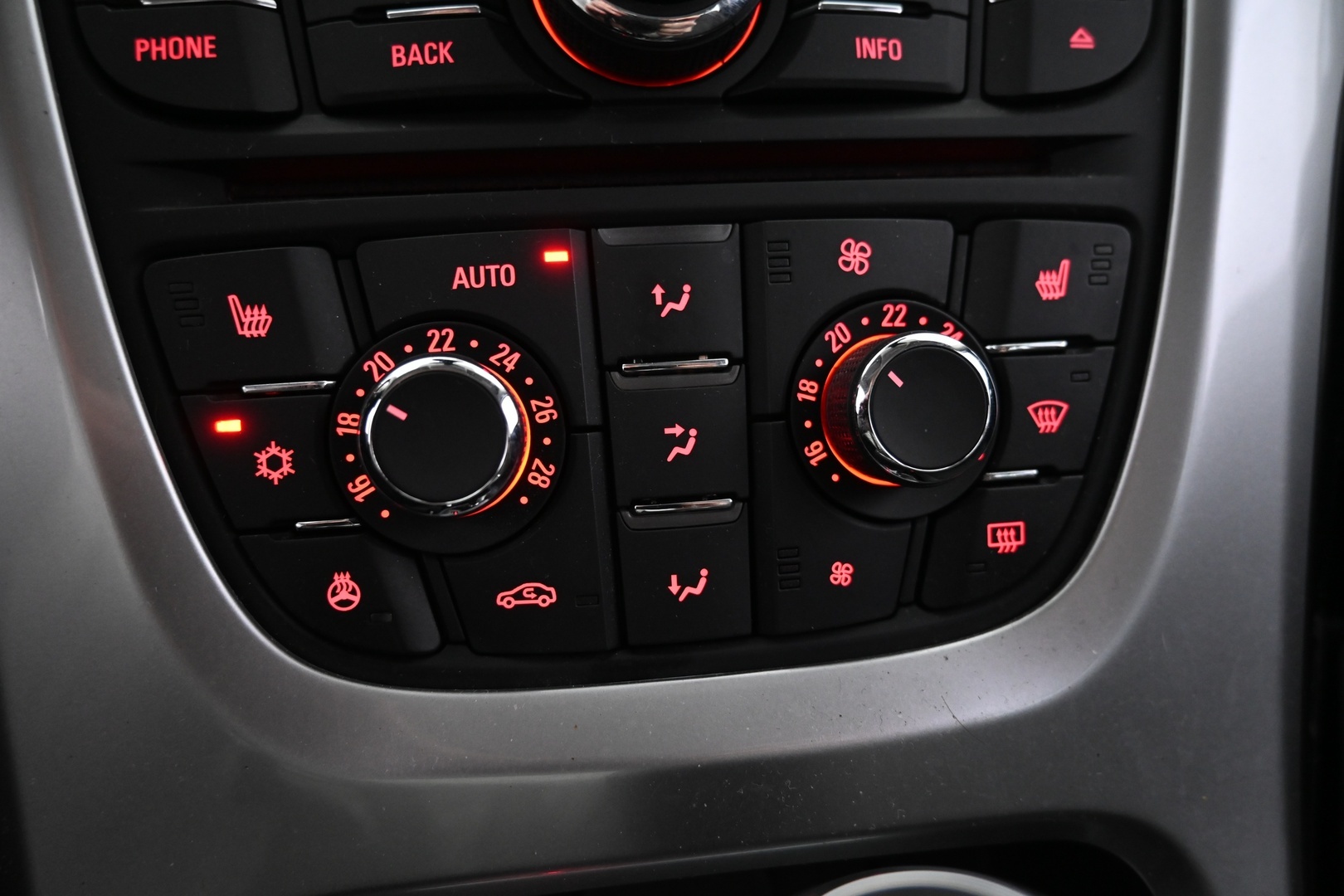 OPEL Astra 2015