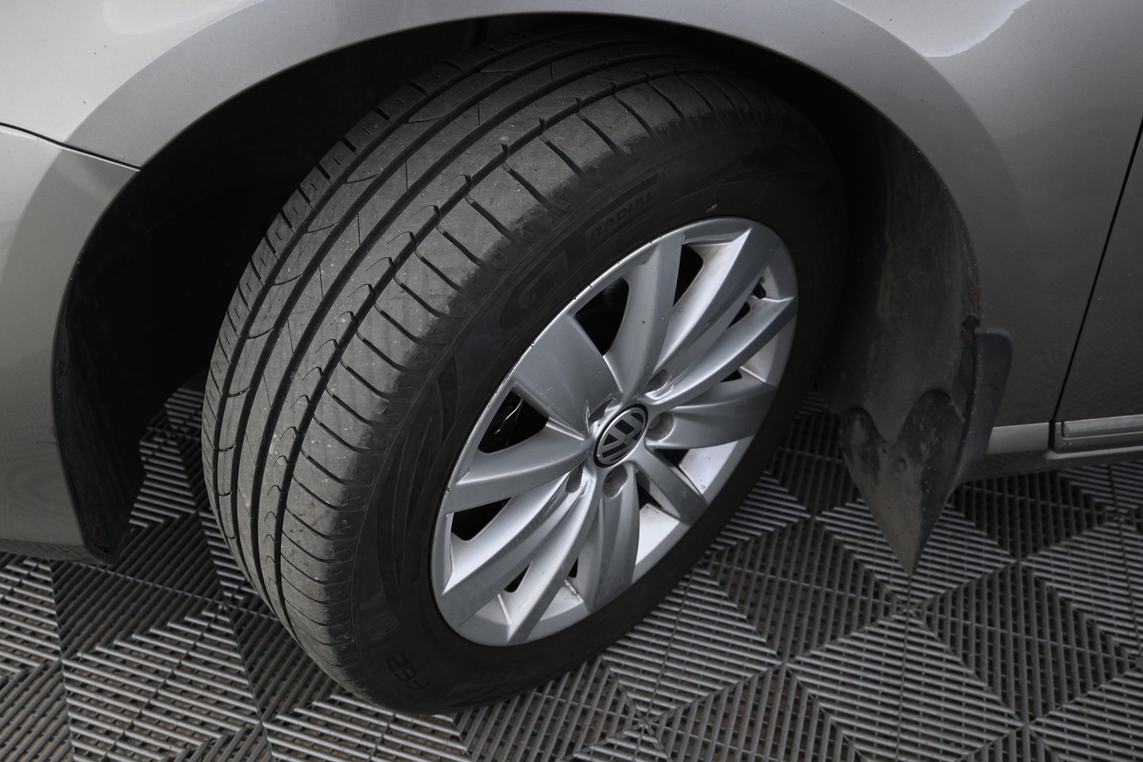 VOLKSWAGEN Passat 2012