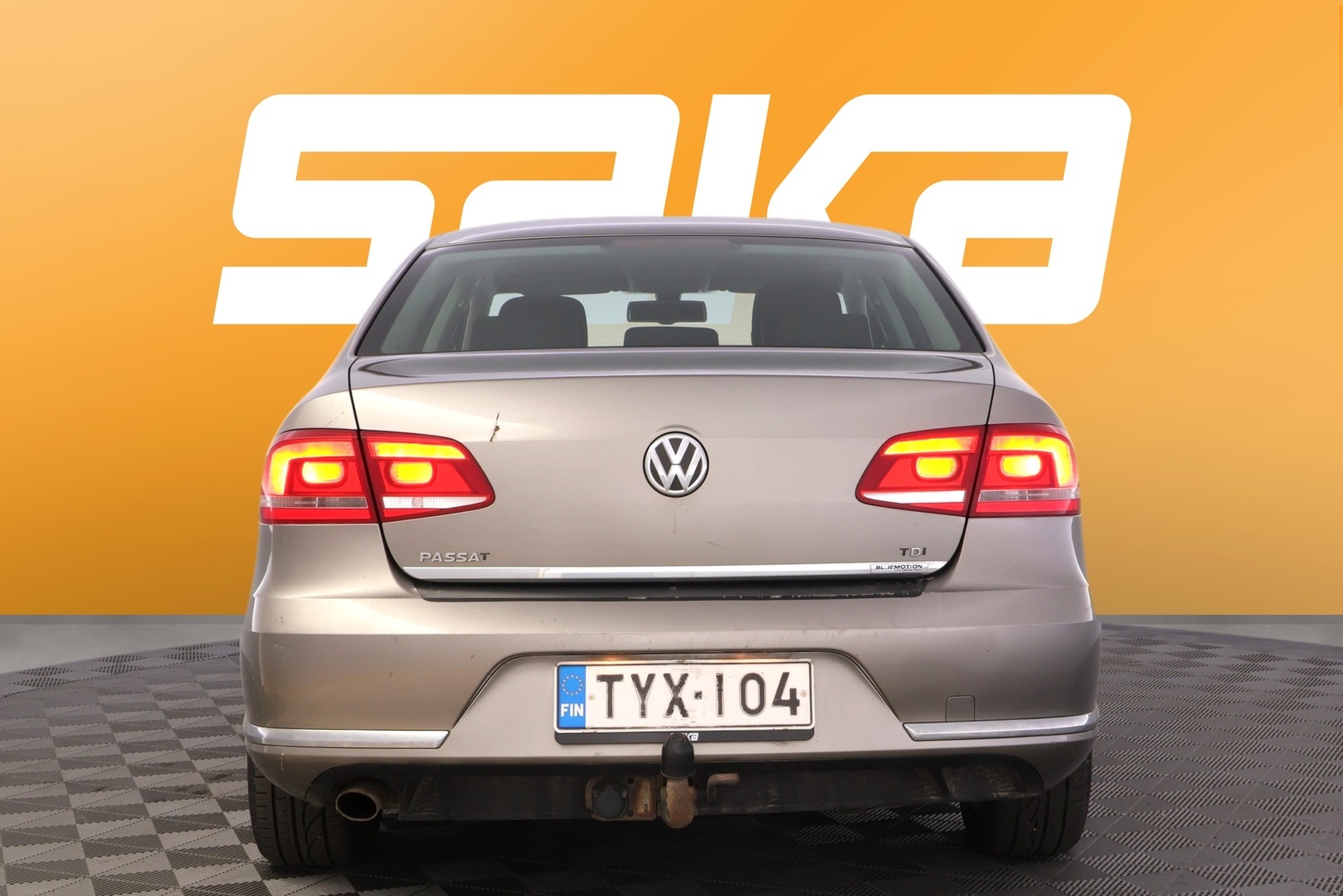 VOLKSWAGEN Passat 2012