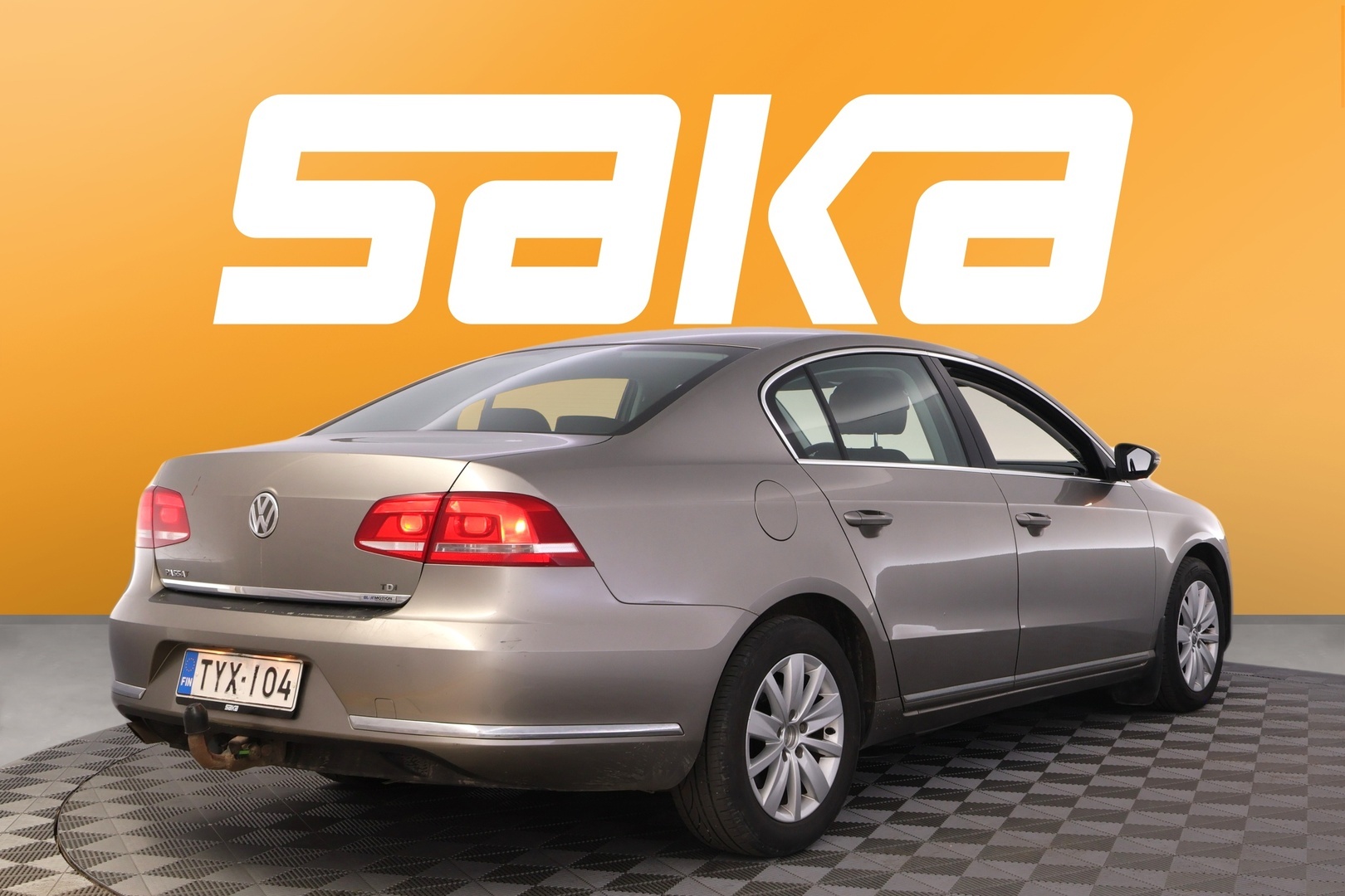 VOLKSWAGEN Passat 2012
