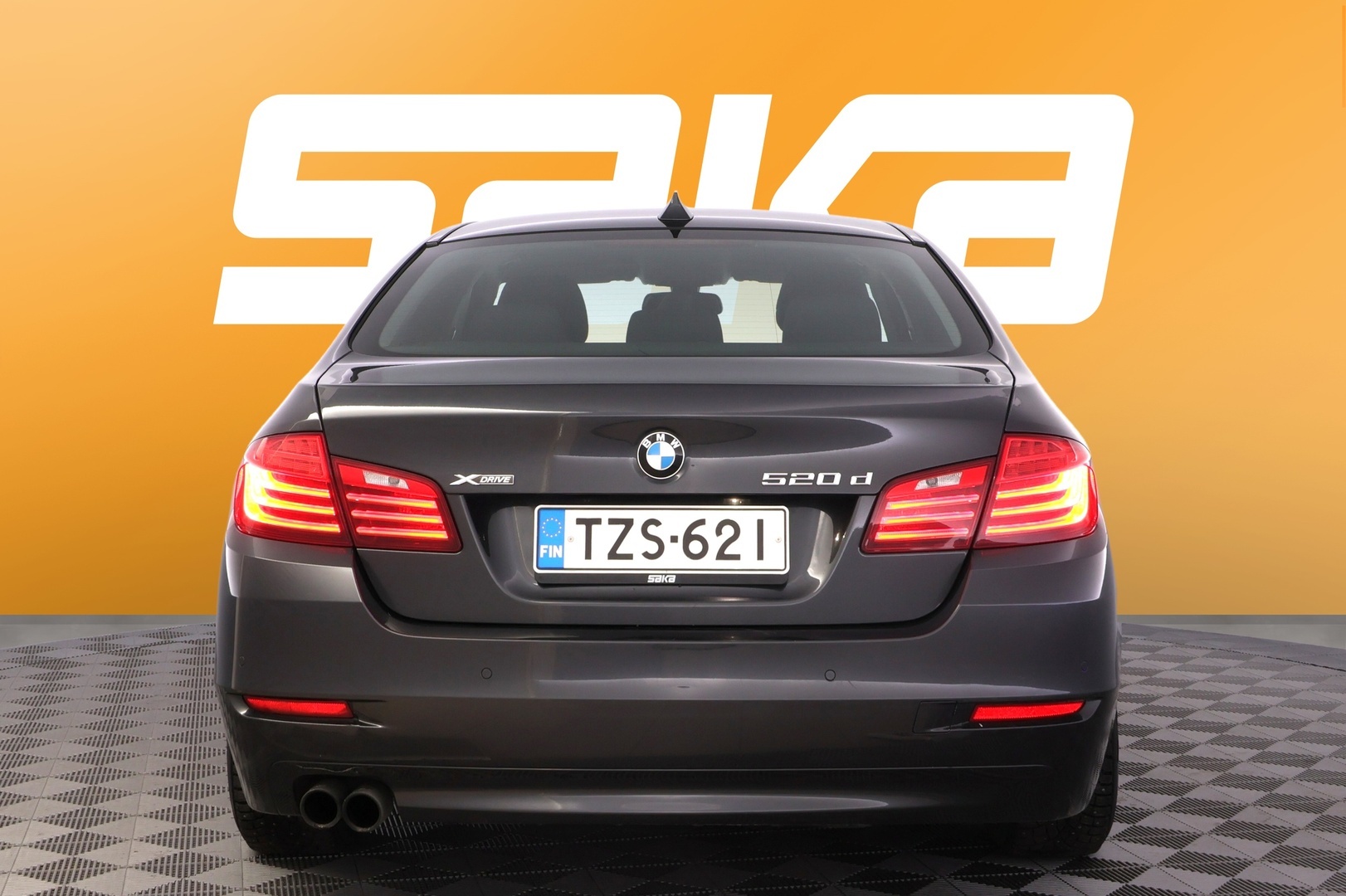 BMW 520 2015