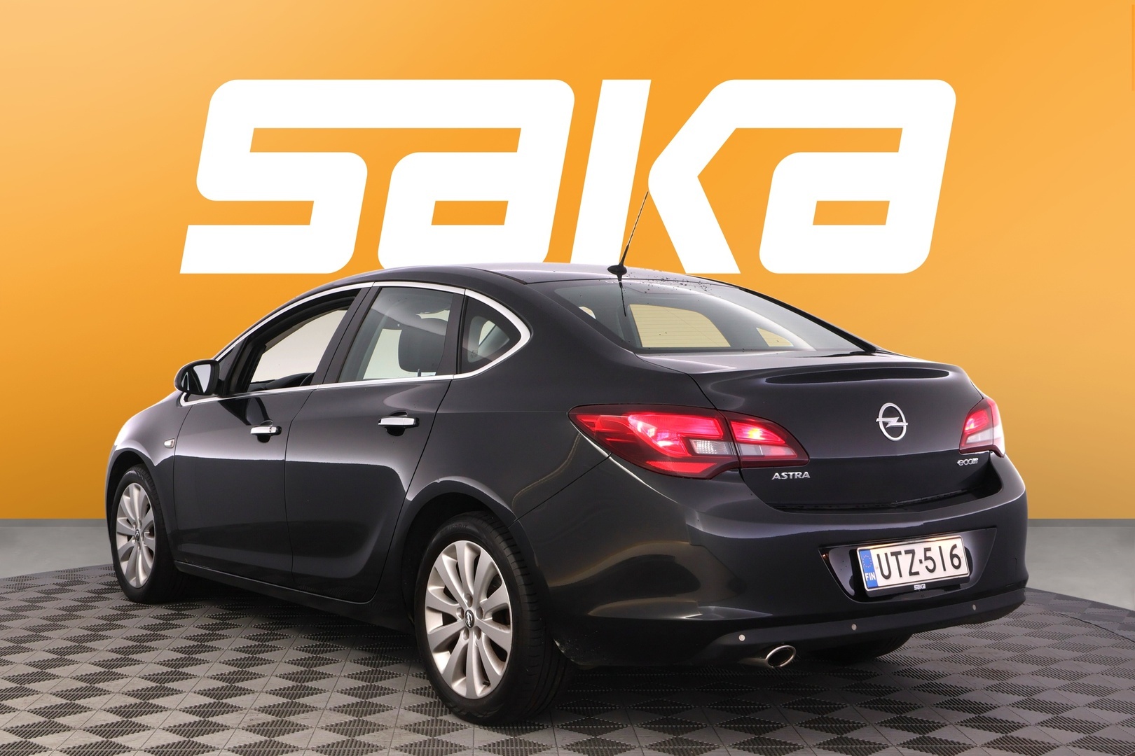 OPEL Astra 2013