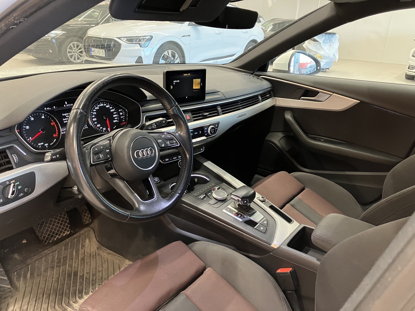 AUDI A4 2016