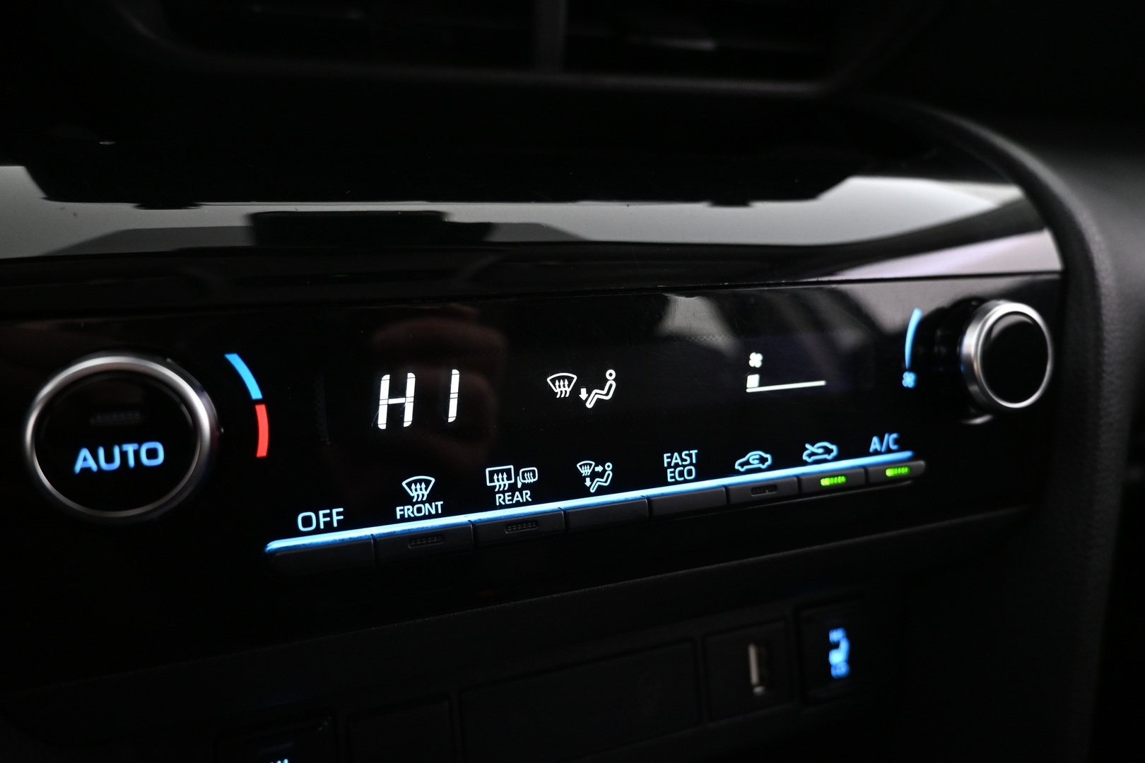 TOYOTA Yaris Cross 2022