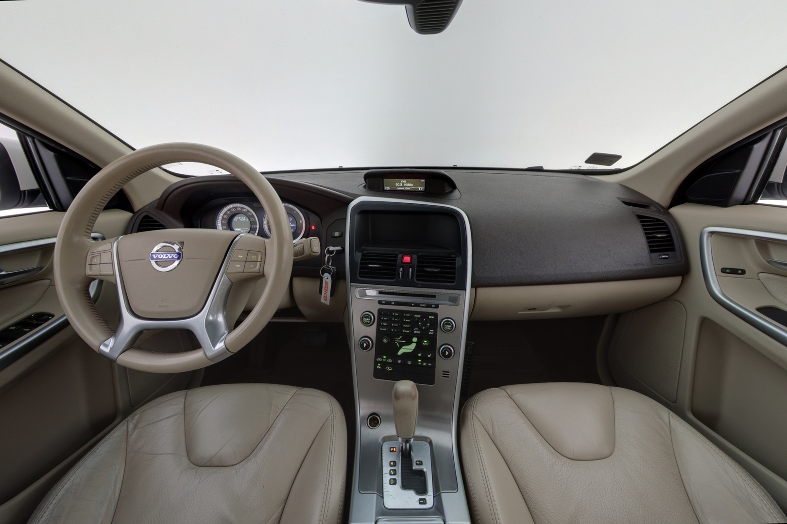 VOLVO XC60 2010