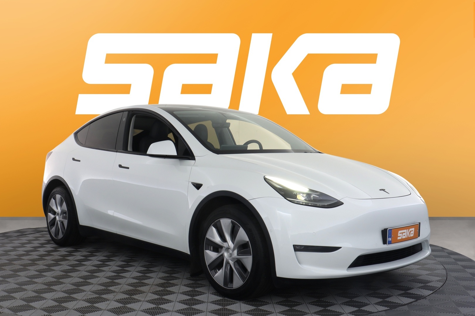 TESLA Model Y 2022
