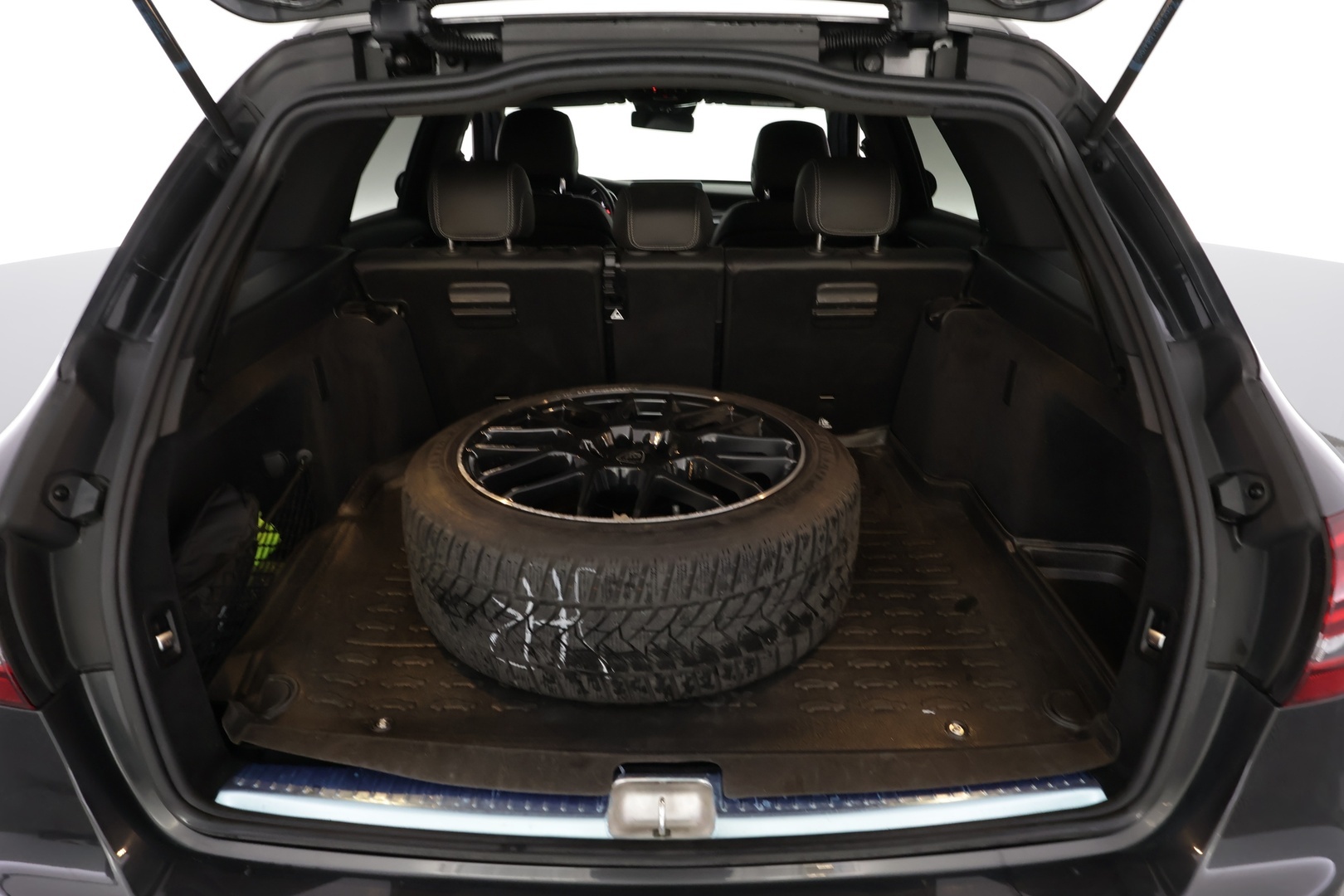 MERCEDES-BENZ C 2020