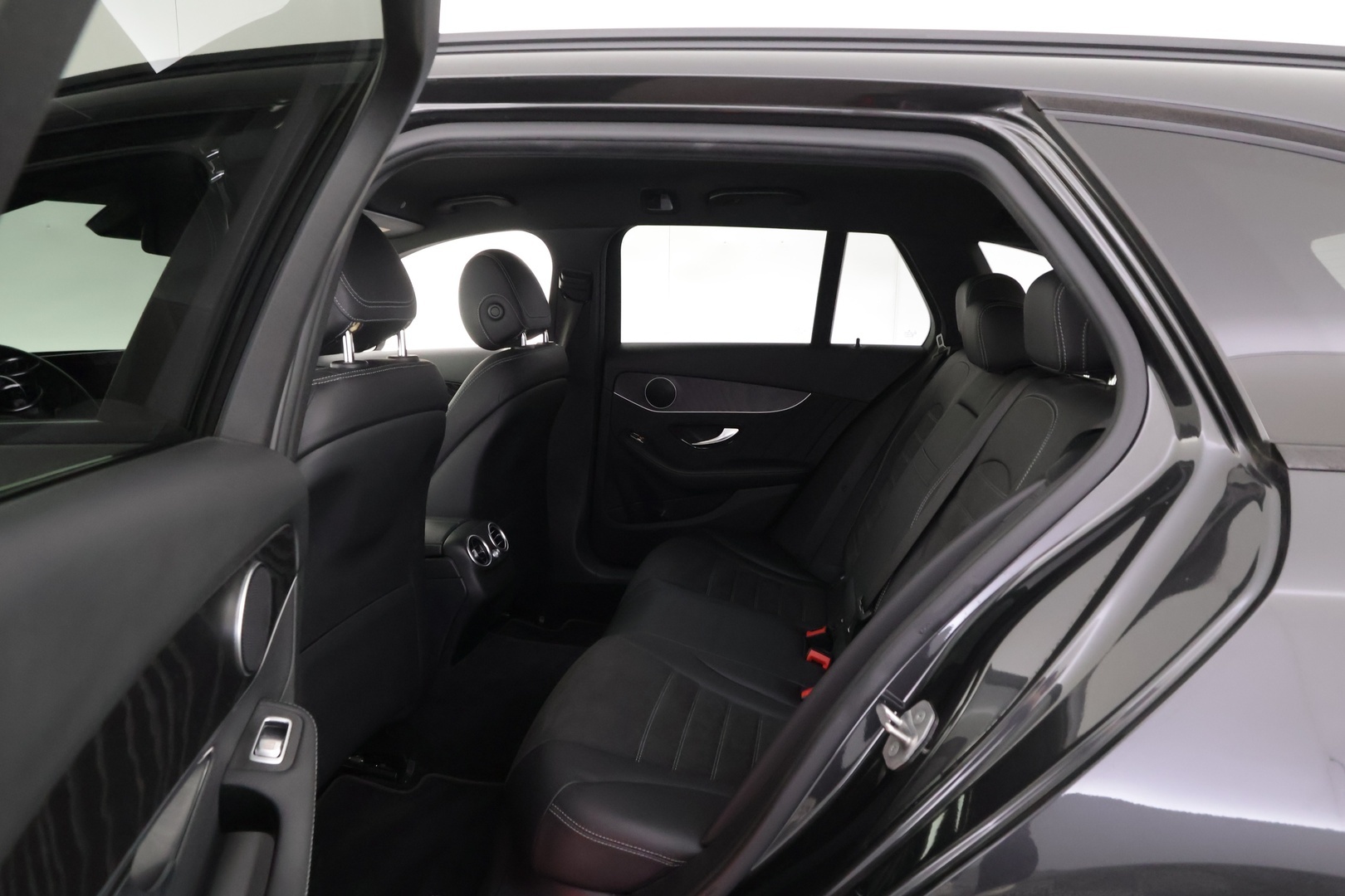 MERCEDES-BENZ C 2020