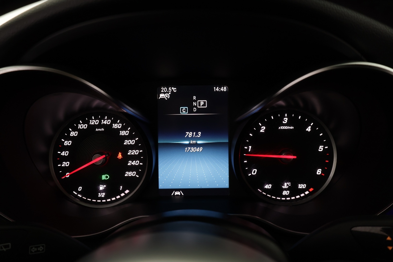 MERCEDES-BENZ C 2020