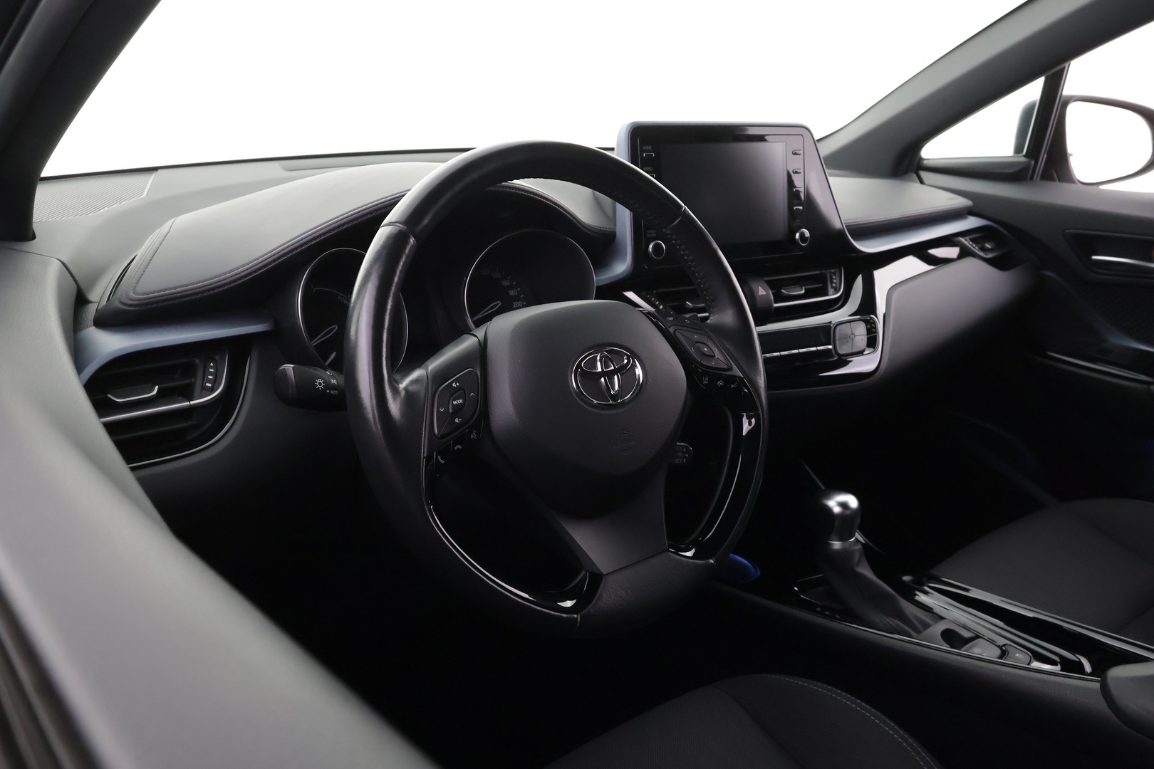 TOYOTA C-HR 2021