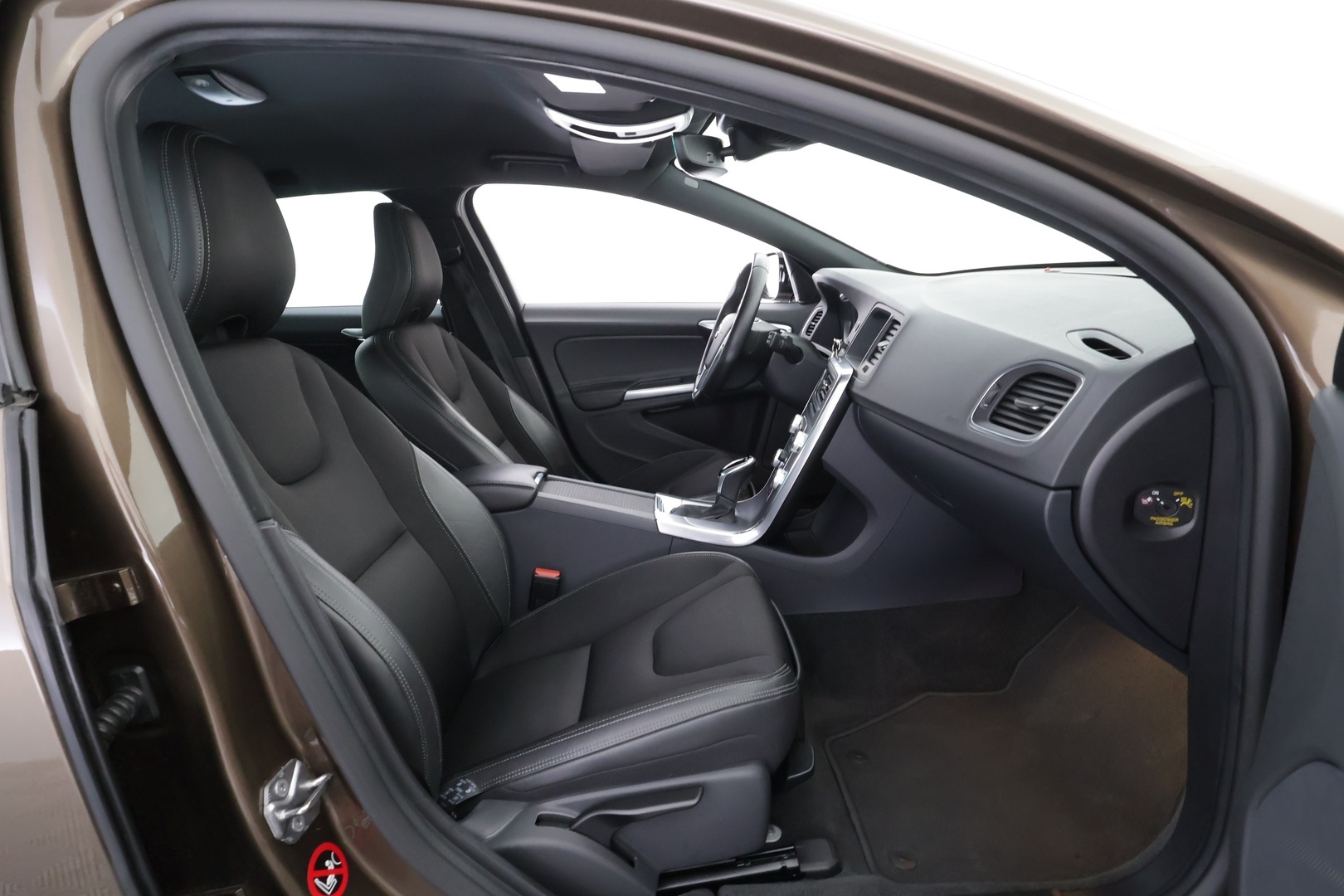 VOLVO V60 Cross Country 2017