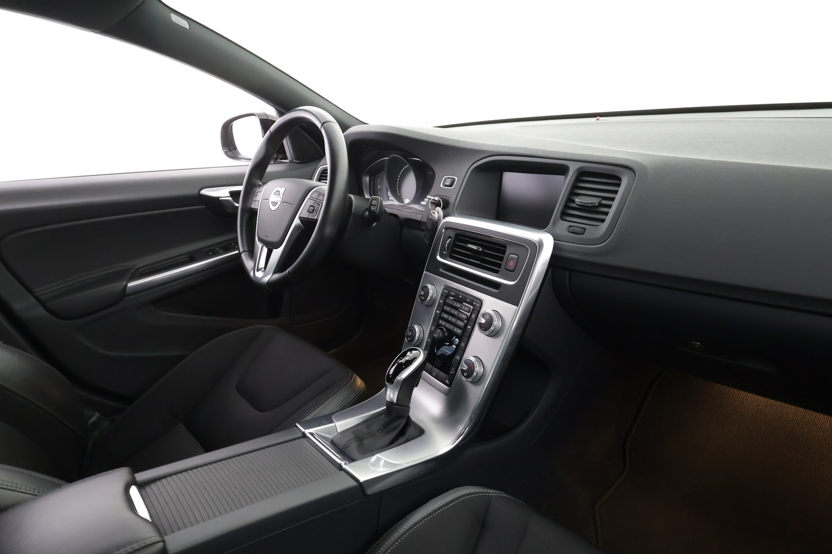 VOLVO V60 Cross Country 2017