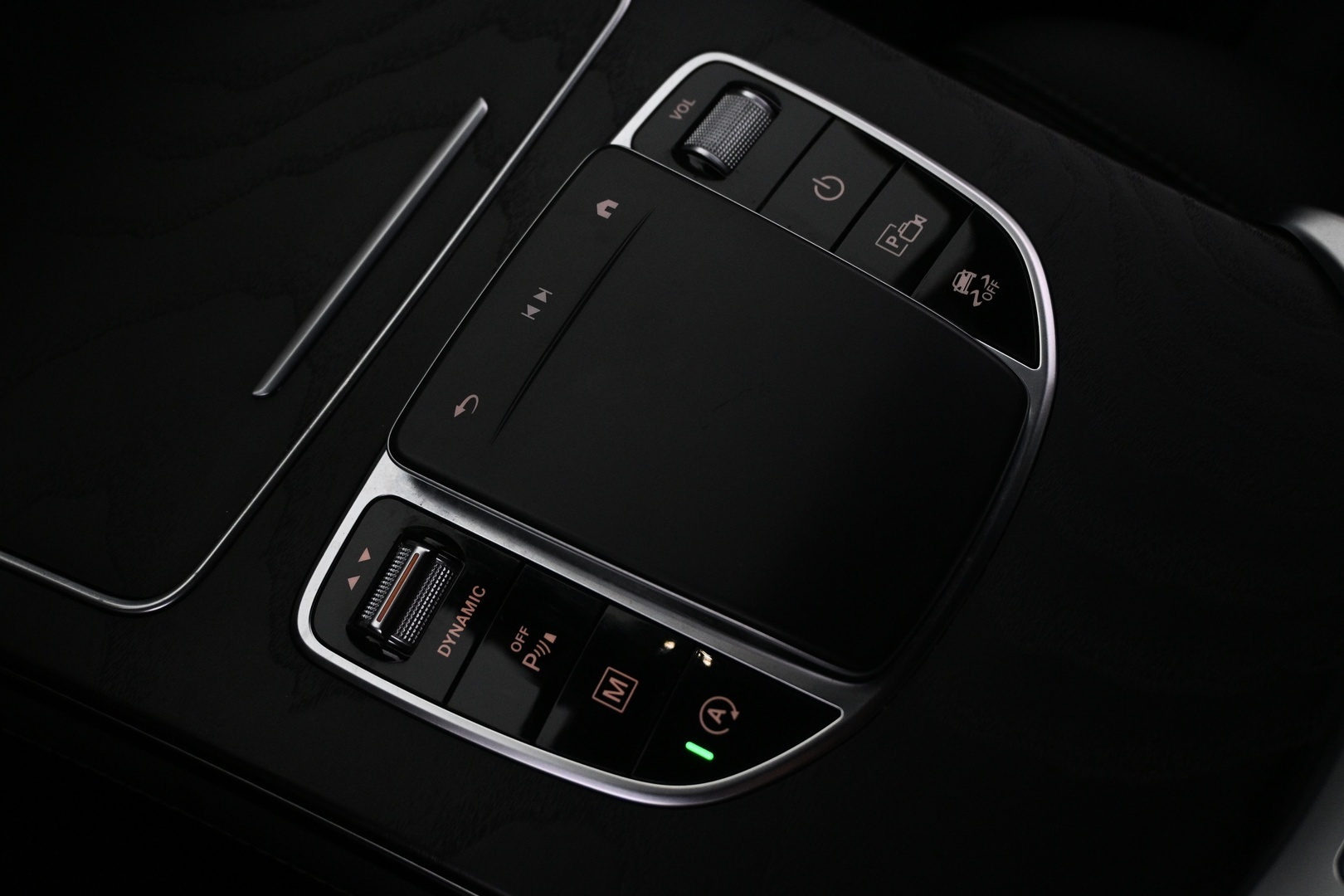 MERCEDES-BENZ GLC 2020