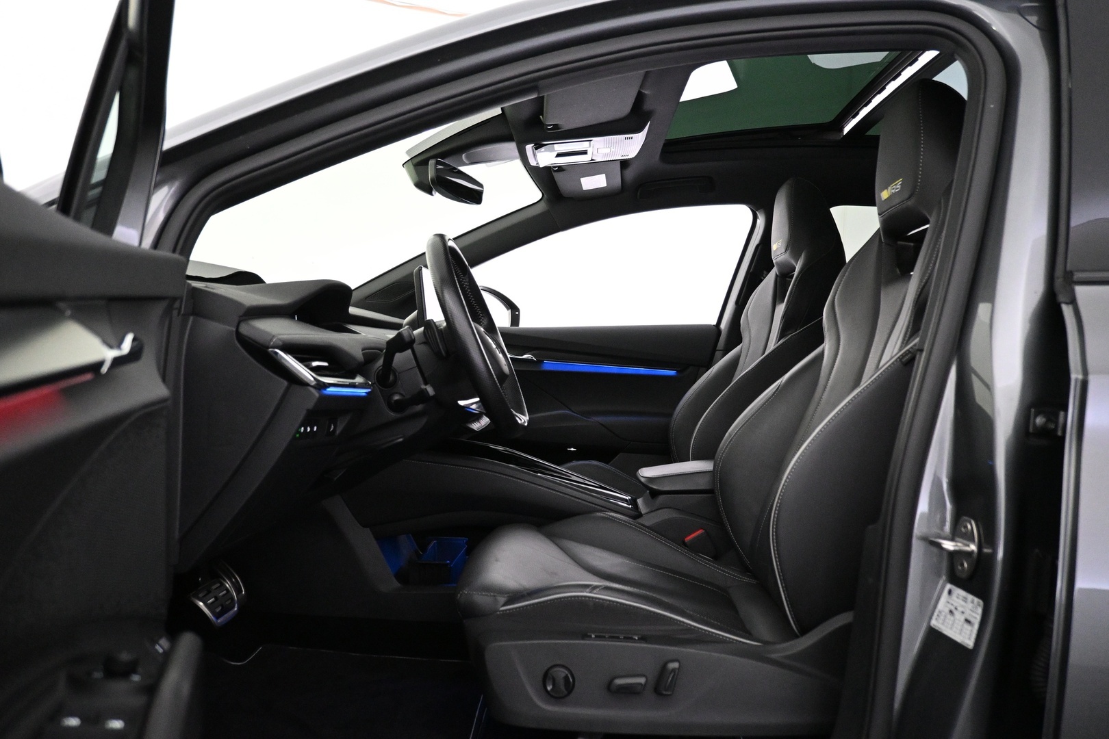 SKODA Enyaq 2023
