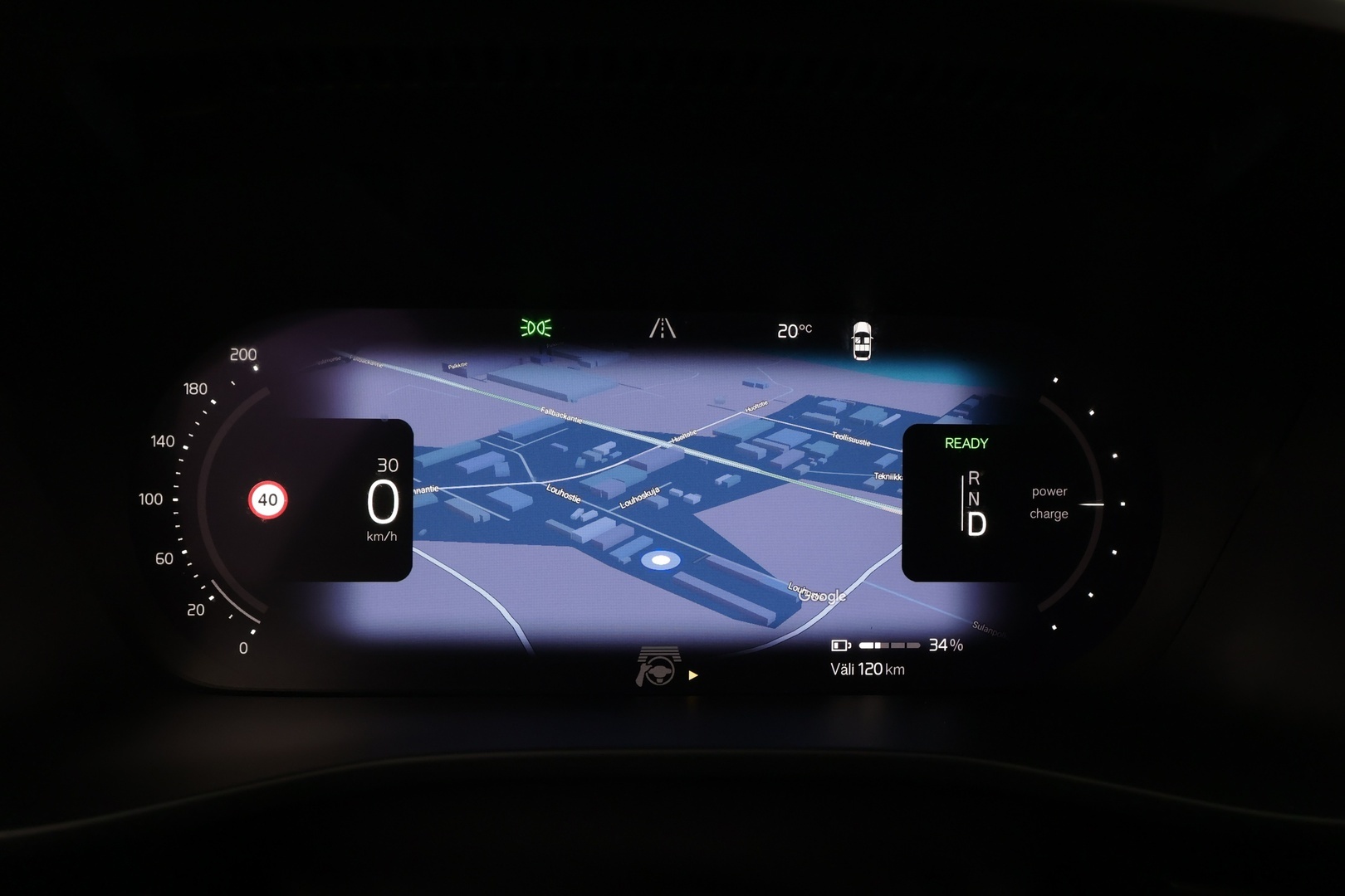 VOLVO XC40 2023