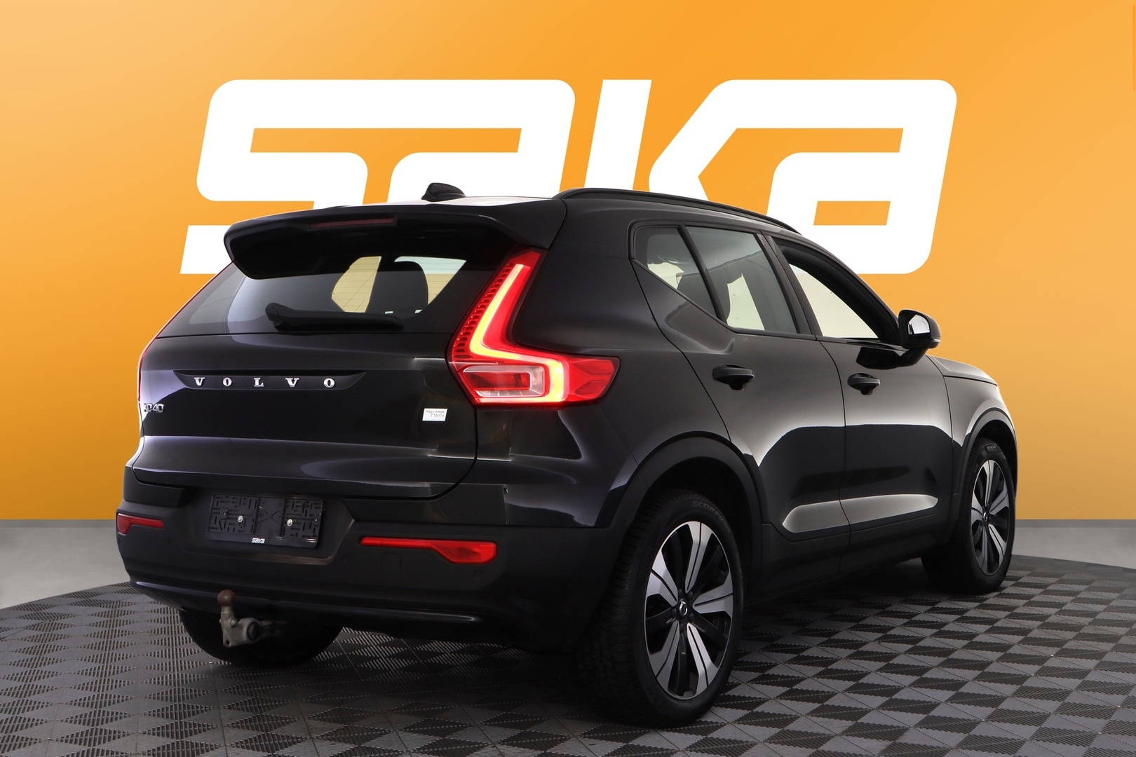 VOLVO XC40 2023