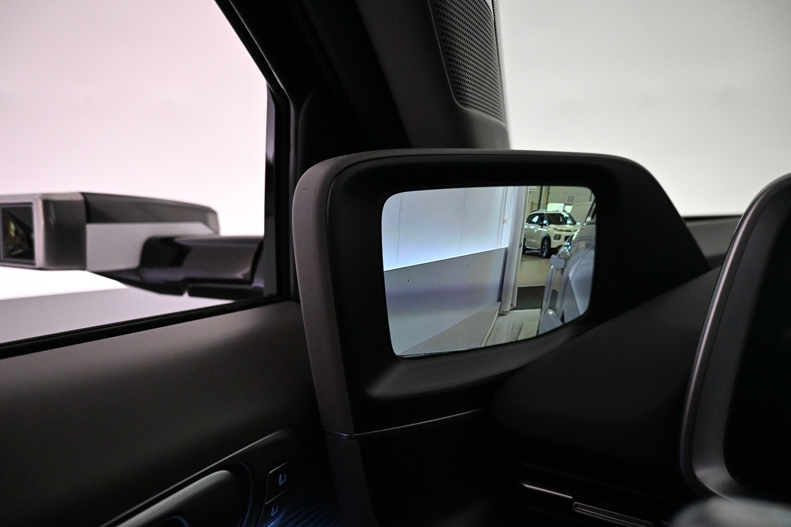 HYUNDAI IONIQ 6 2025