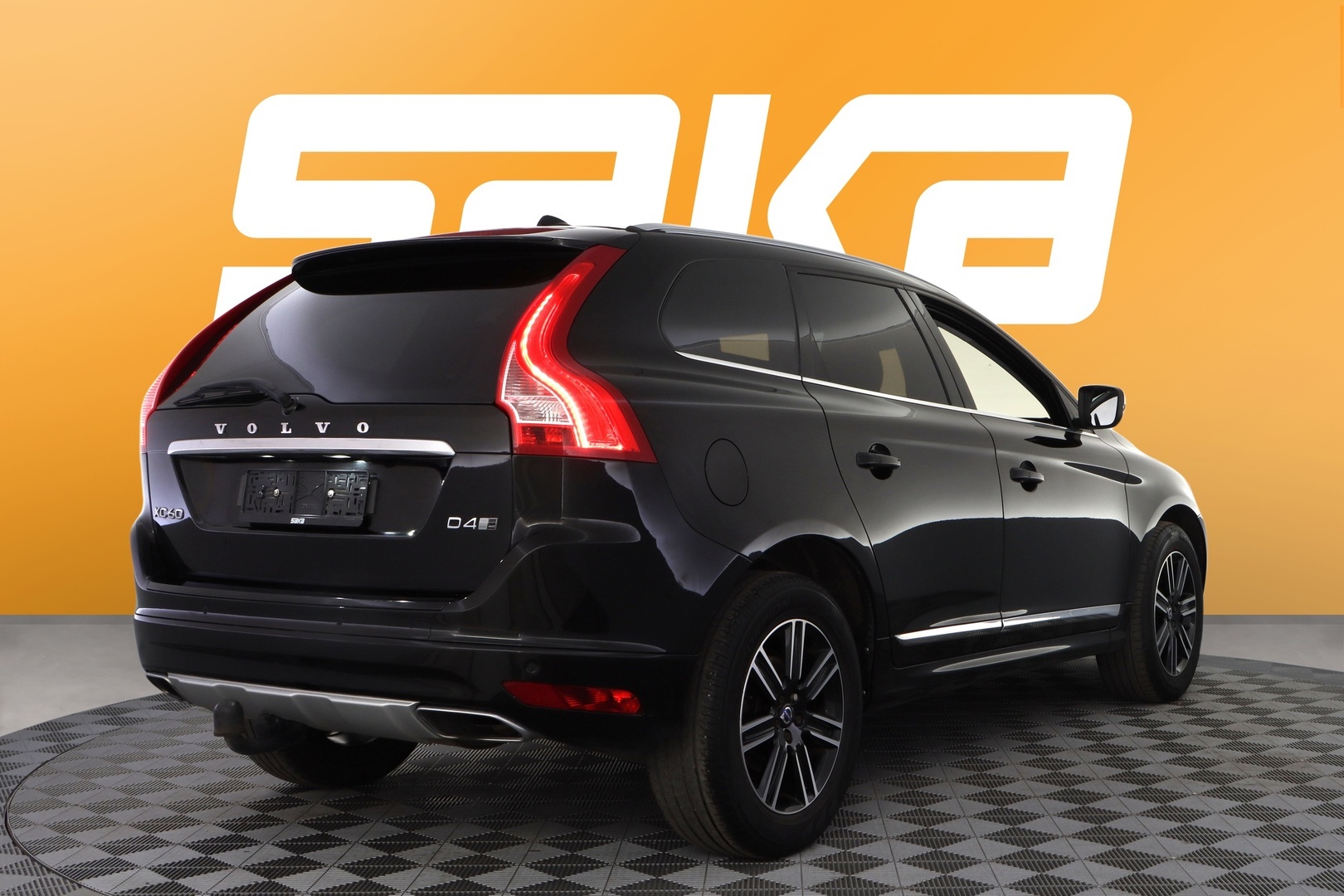 VOLVO XC60 2017