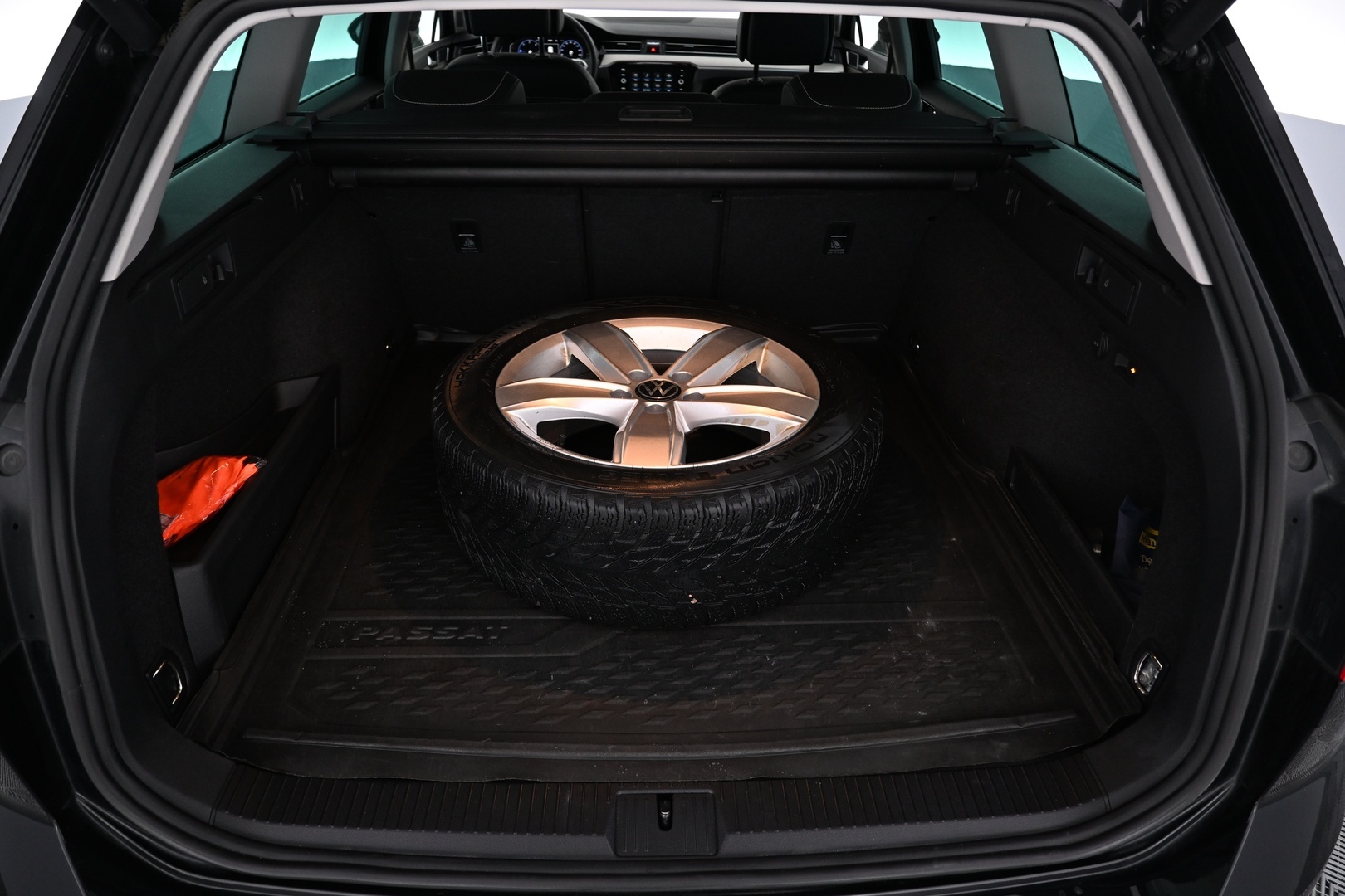 VOLKSWAGEN Passat 2022