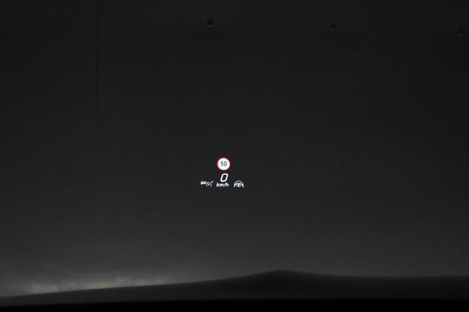 MERCEDES-BENZ EQA 2026