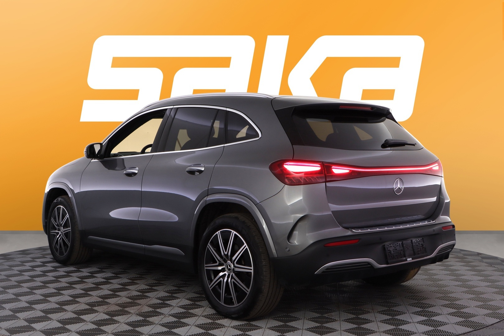 MERCEDES-BENZ EQA 2026