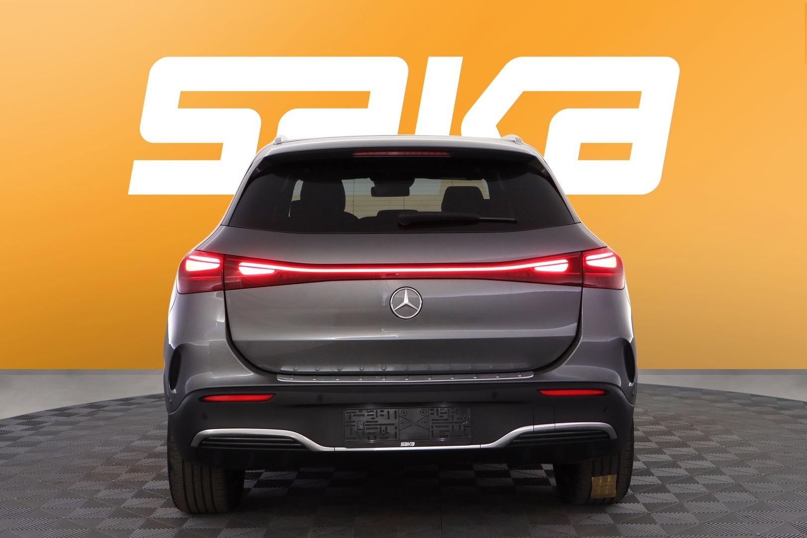 MERCEDES-BENZ EQA 2026