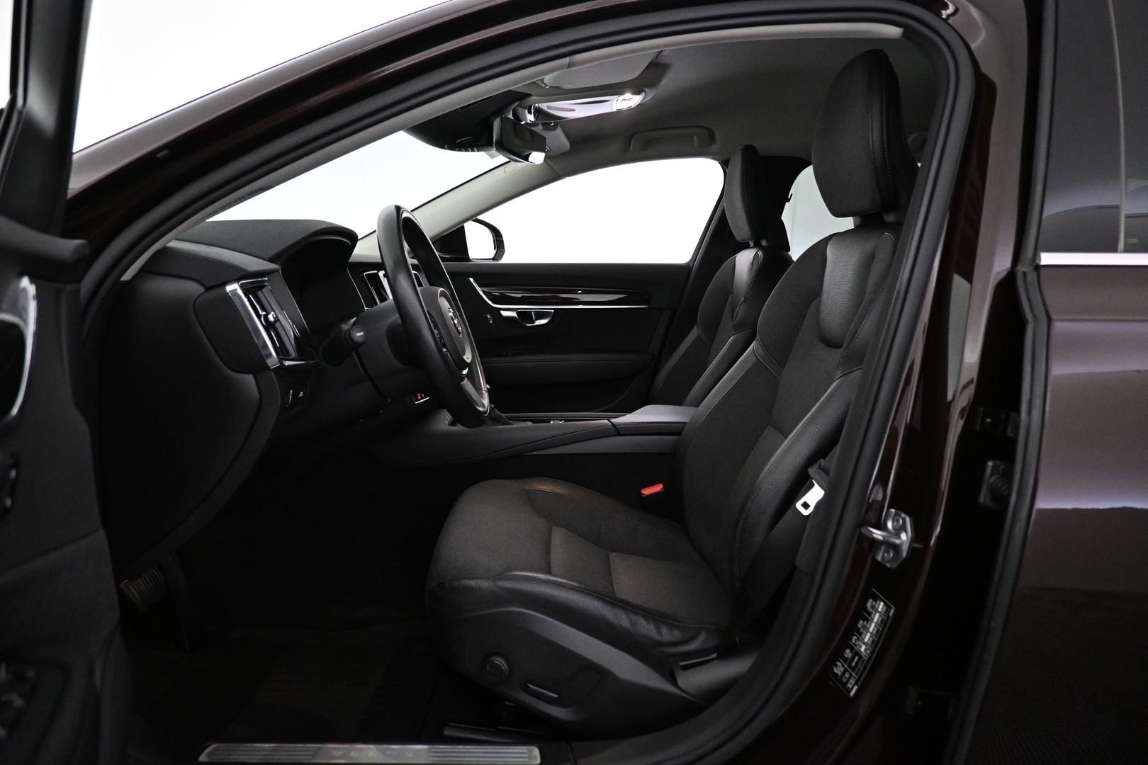 VOLVO V90 2019