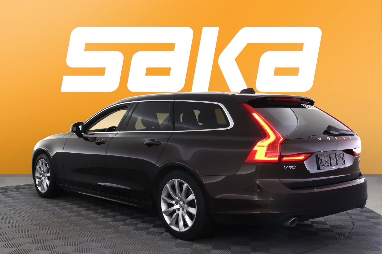 VOLVO V90 2019