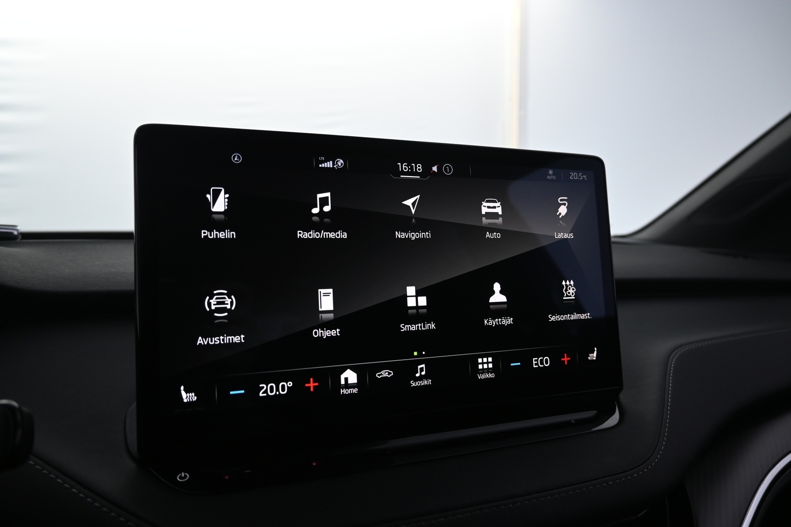 SKODA Enyaq 2022