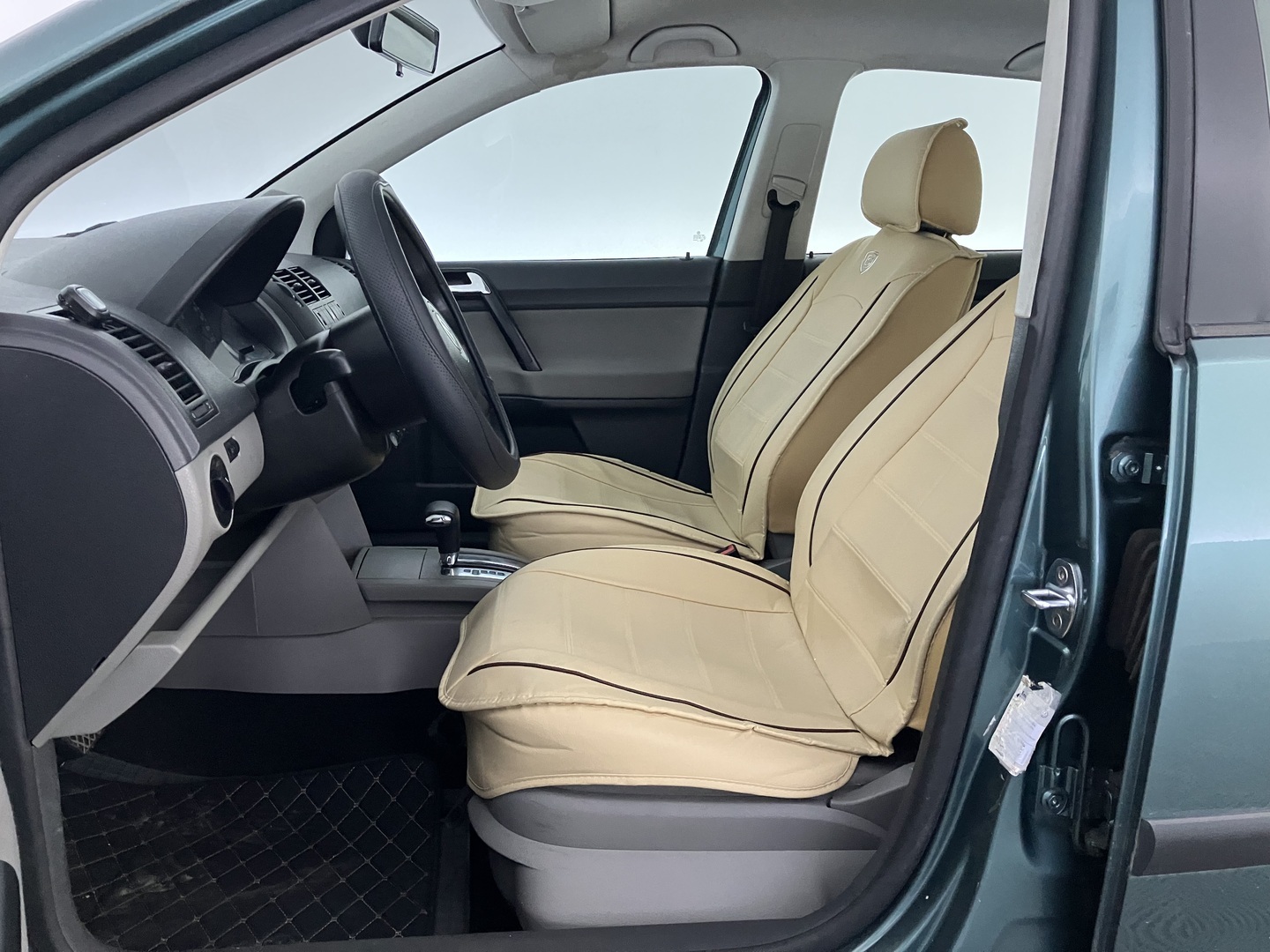 VOLKSWAGEN Polo 2006