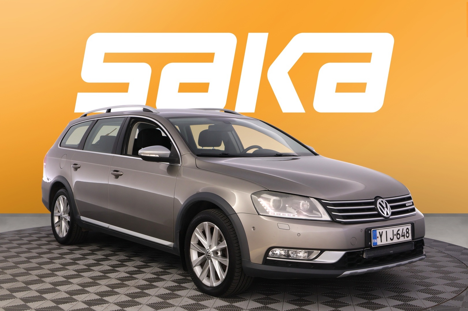 VOLKSWAGEN Passat 2013