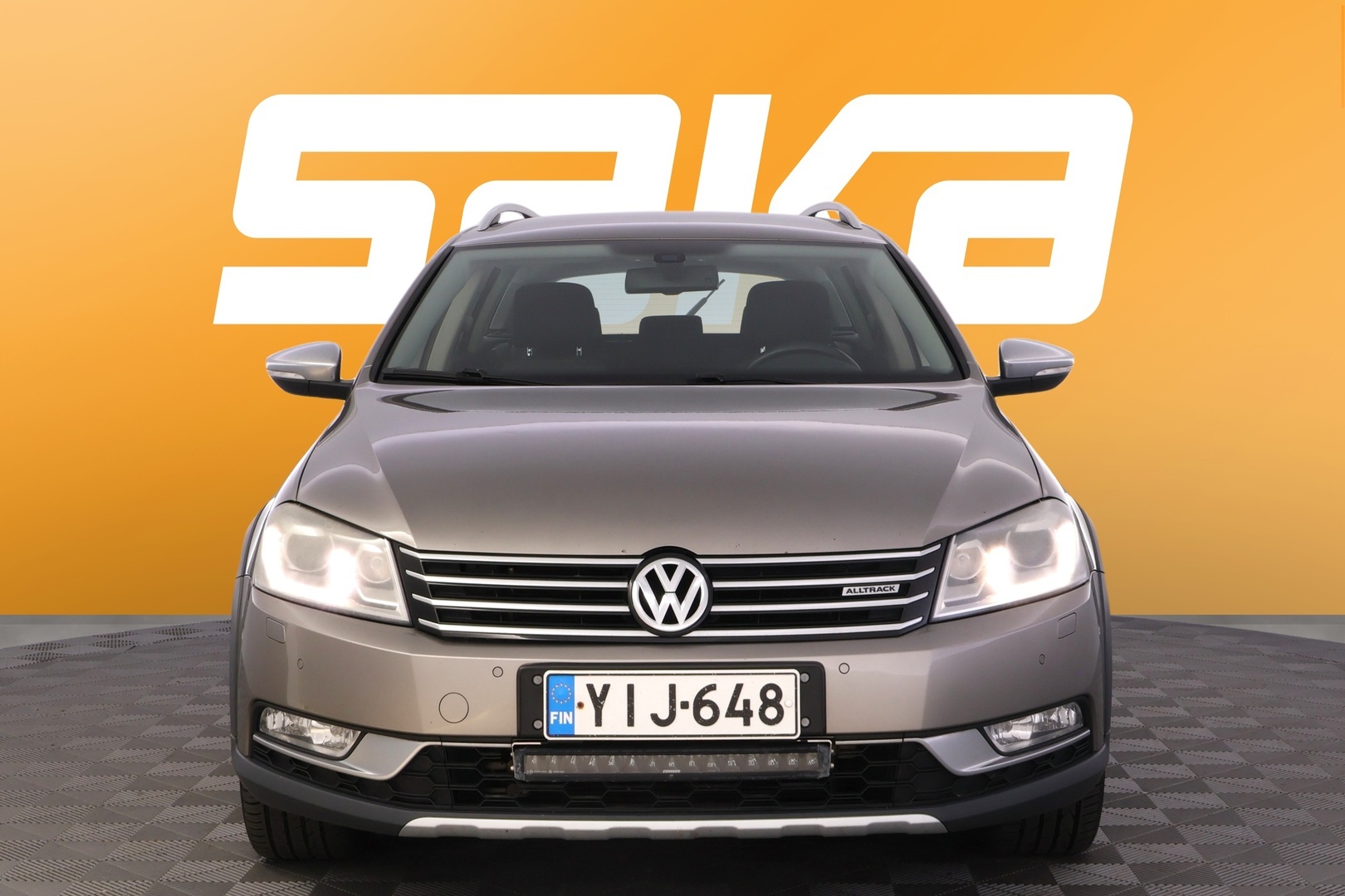 VOLKSWAGEN Passat 2013
