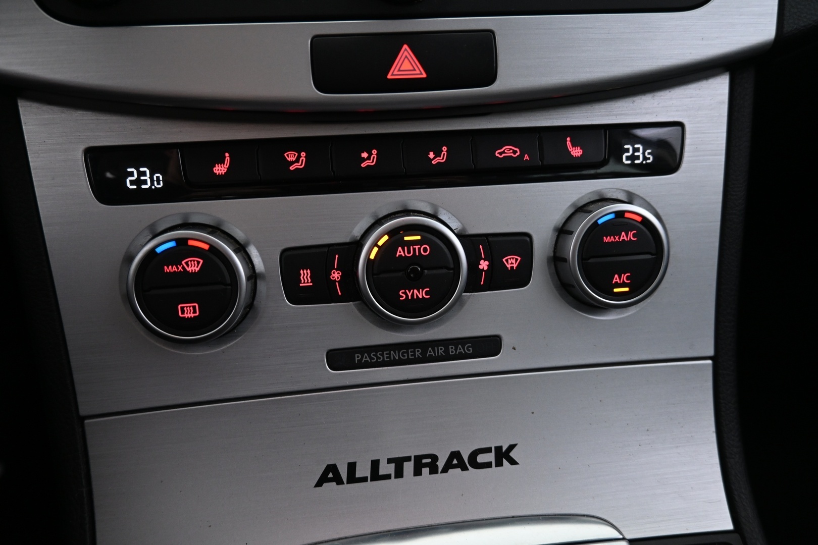 VOLKSWAGEN Passat 2013