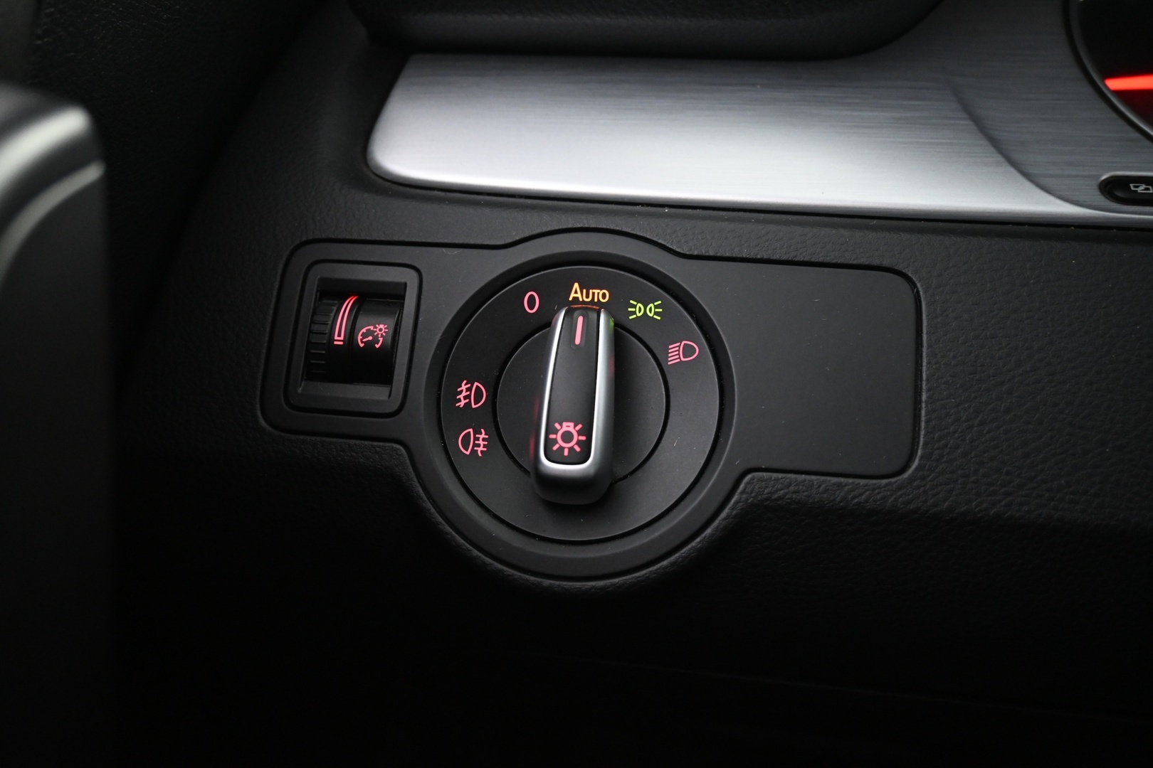 VOLKSWAGEN Passat 2013