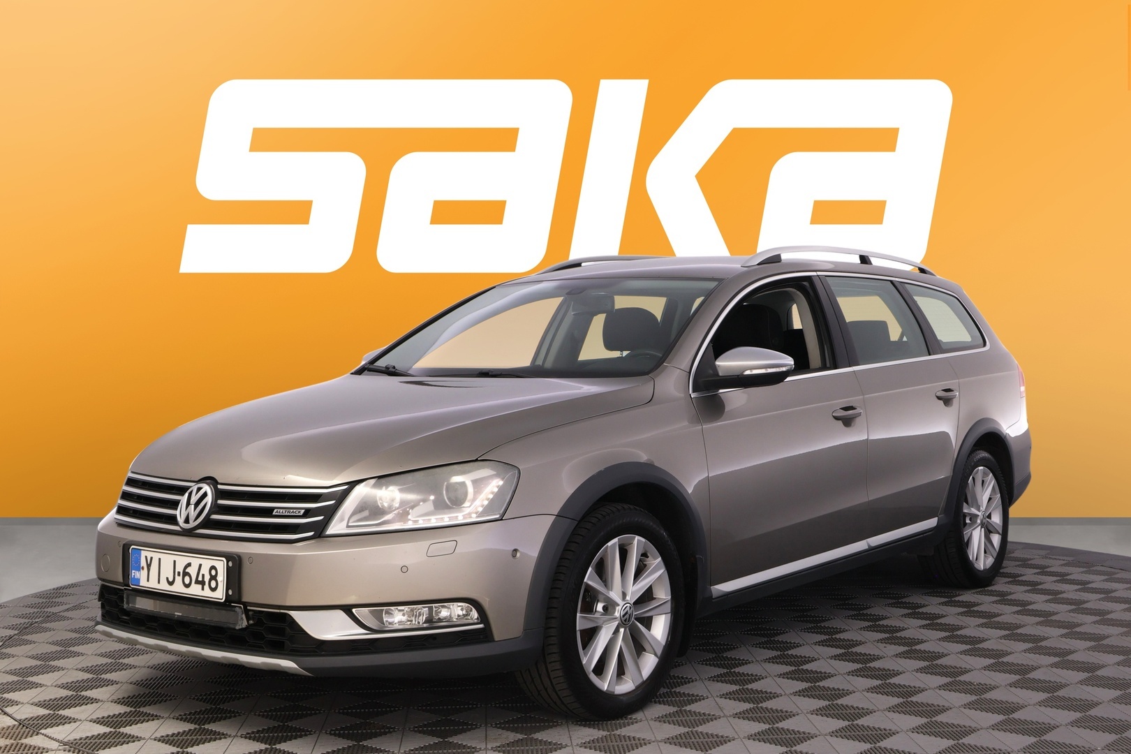 VOLKSWAGEN Passat 2013