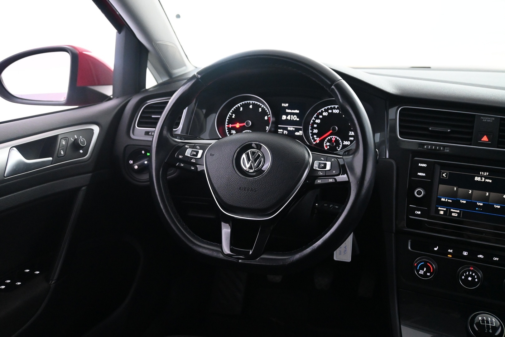 VOLKSWAGEN Golf 2018