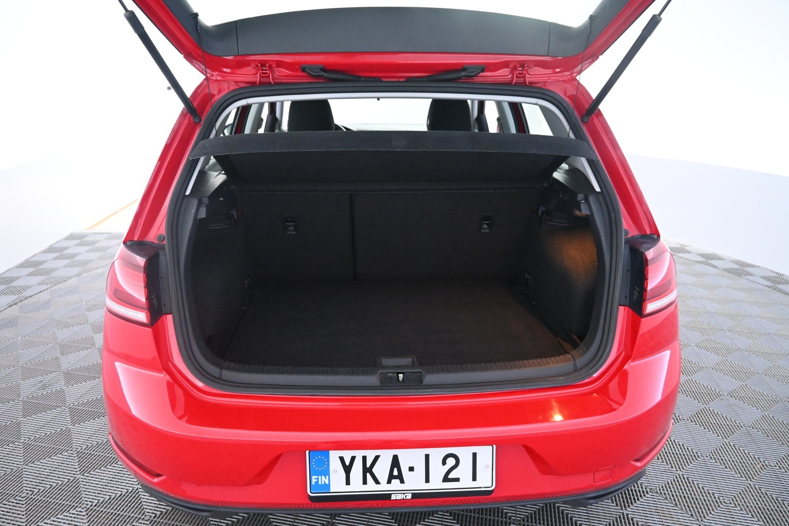 VOLKSWAGEN Golf 2018