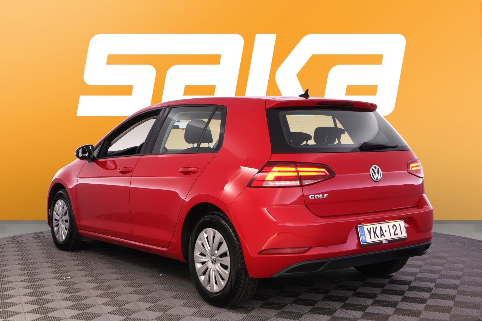VOLKSWAGEN Golf 2018