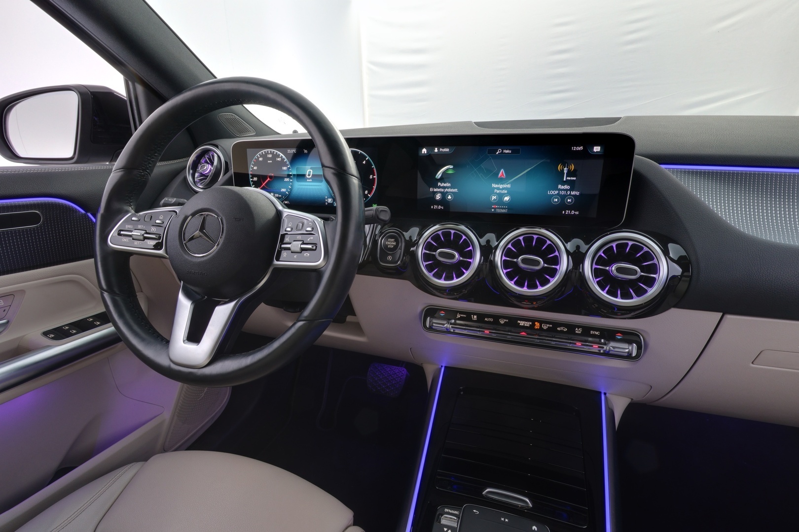 MERCEDES-BENZ GLA 2021