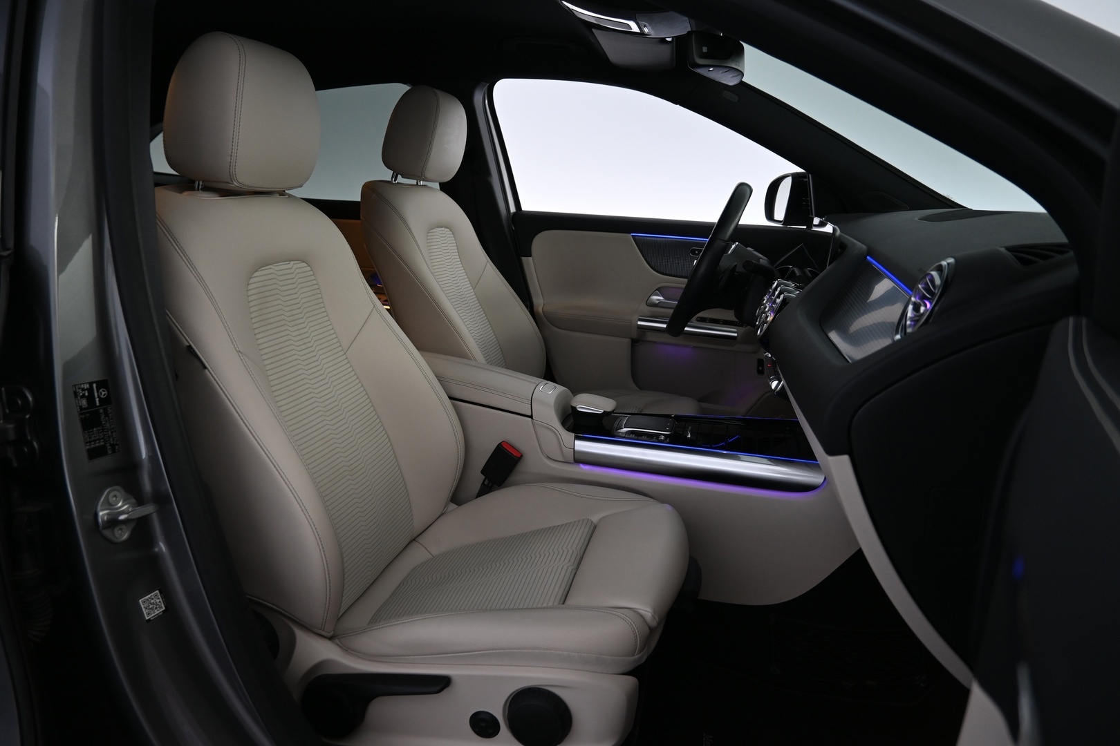 MERCEDES-BENZ GLA 2021