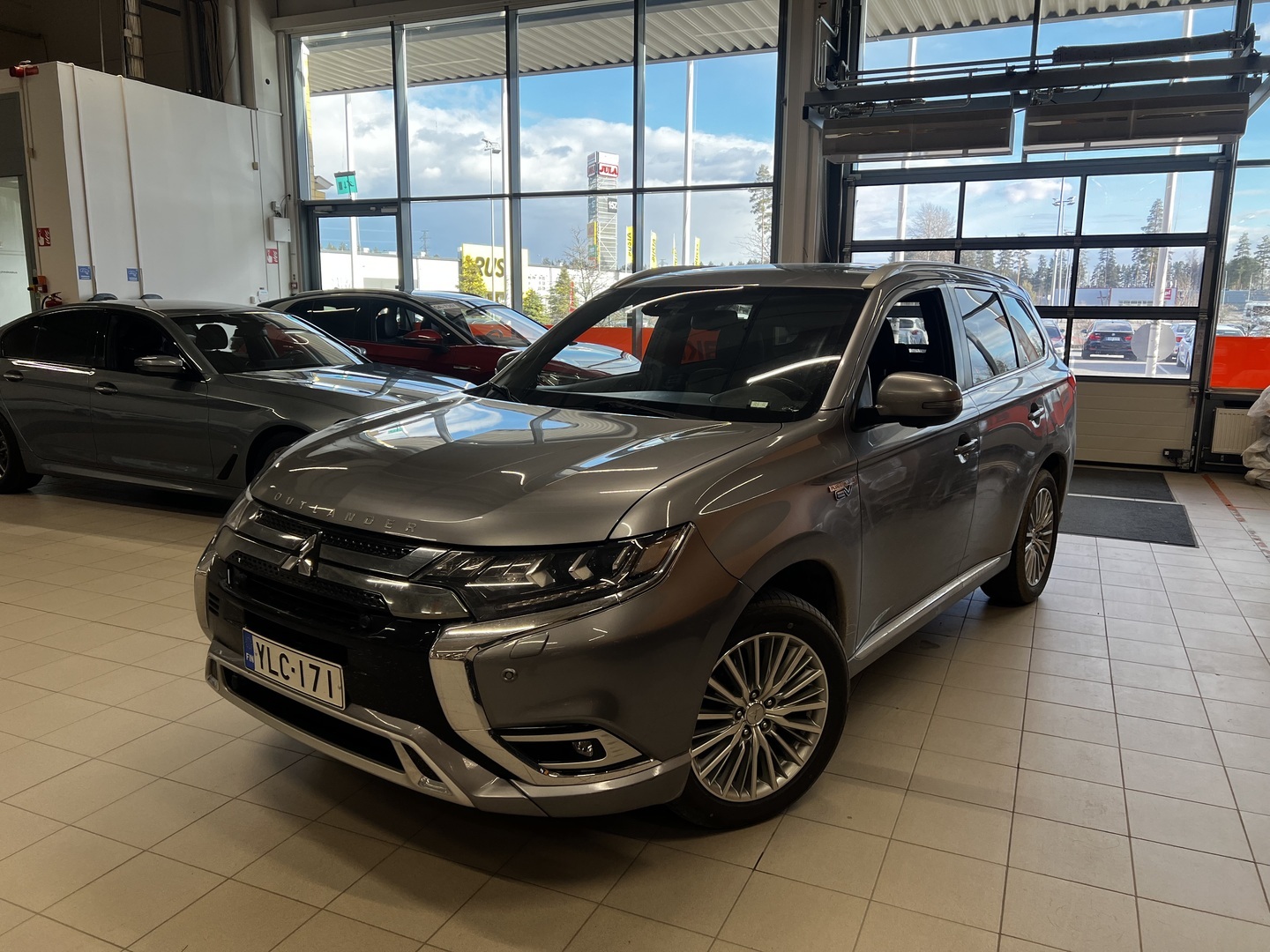 MITSUBISHI Outlander PHEV 2019