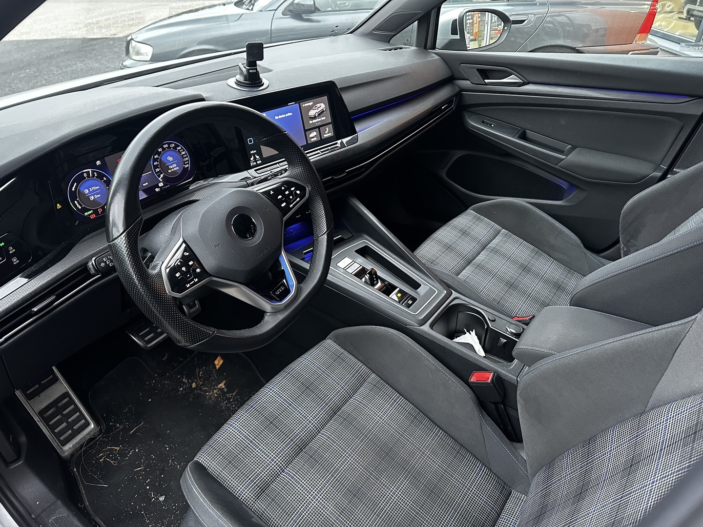 VOLKSWAGEN Golf 2021