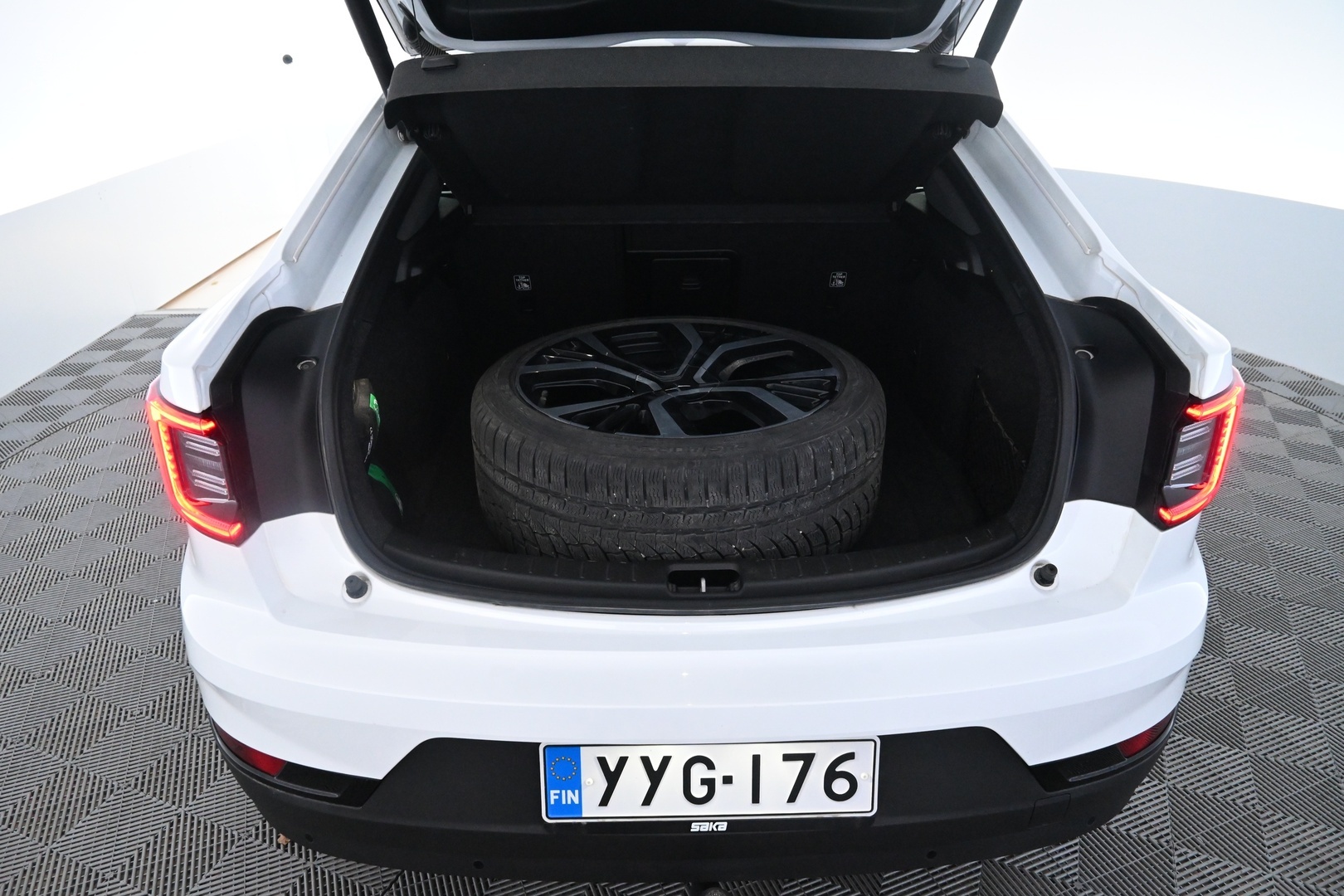 POLESTAR 2 2025