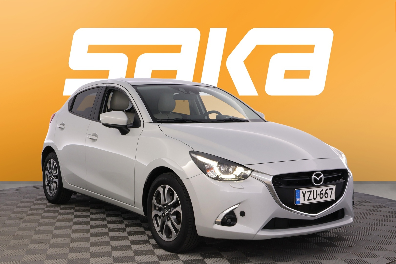 MAZDA 2 2019