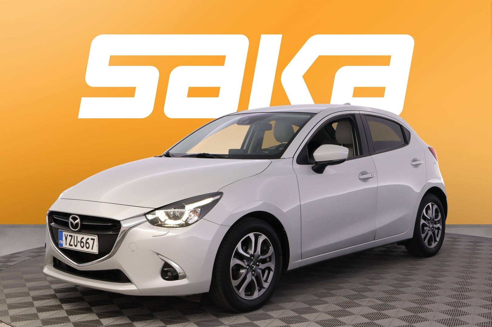 MAZDA 2 2019